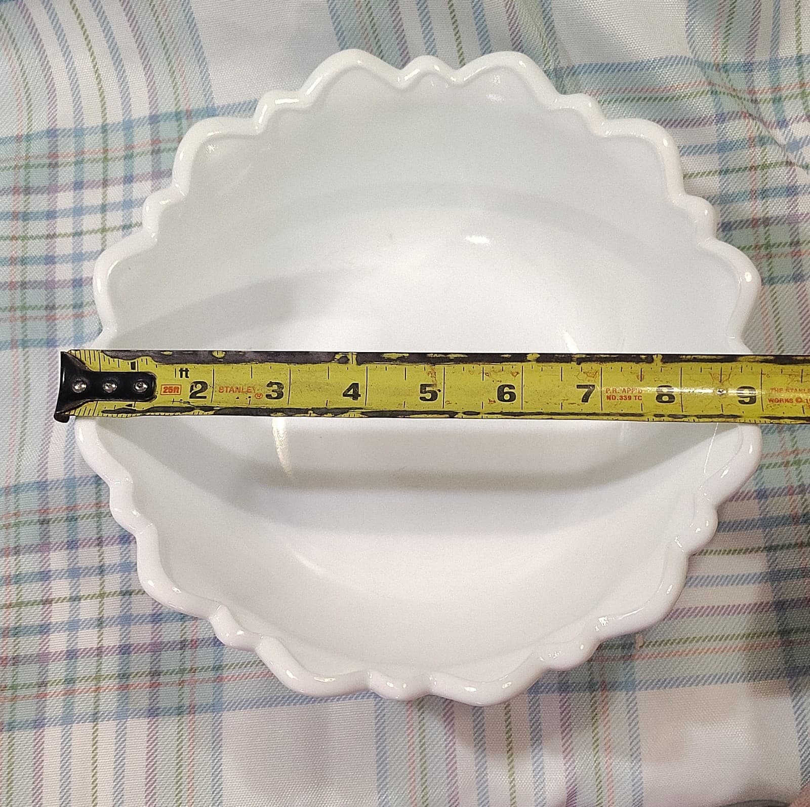 Vintage White Milk Glass Bowl Floral Embossed Pattern Glass 9" Round Decorative - Thumbnail 9