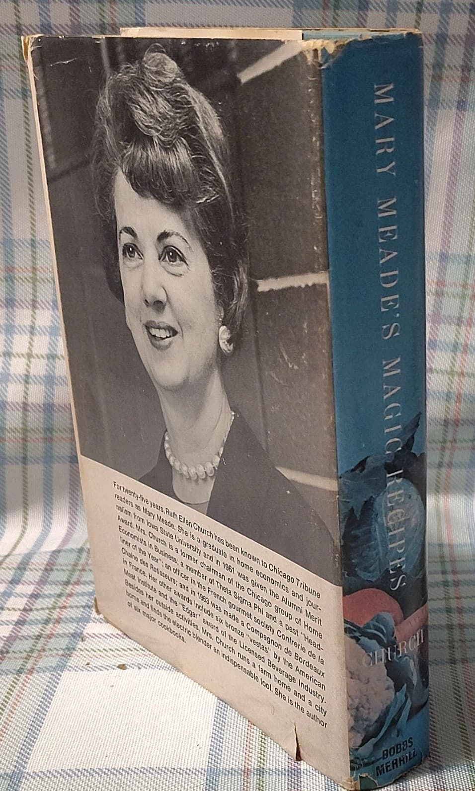 Mary Meade's Magic Recipes Revised Deluxe 1965 Ed by Ruth Ellen Church - Thumbnail 3