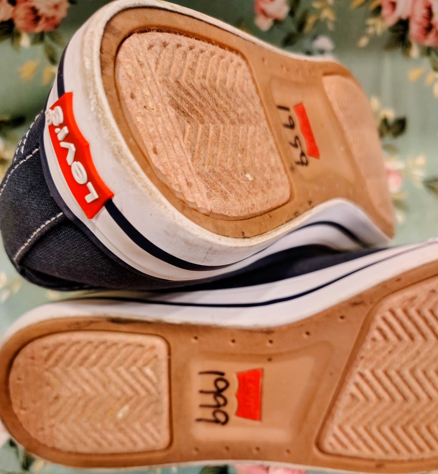 Levis Comfort Women’s Stan Buck Navy Low Canvas Lace Sneaker Shoe, Size 8 - Thumbnail 13
