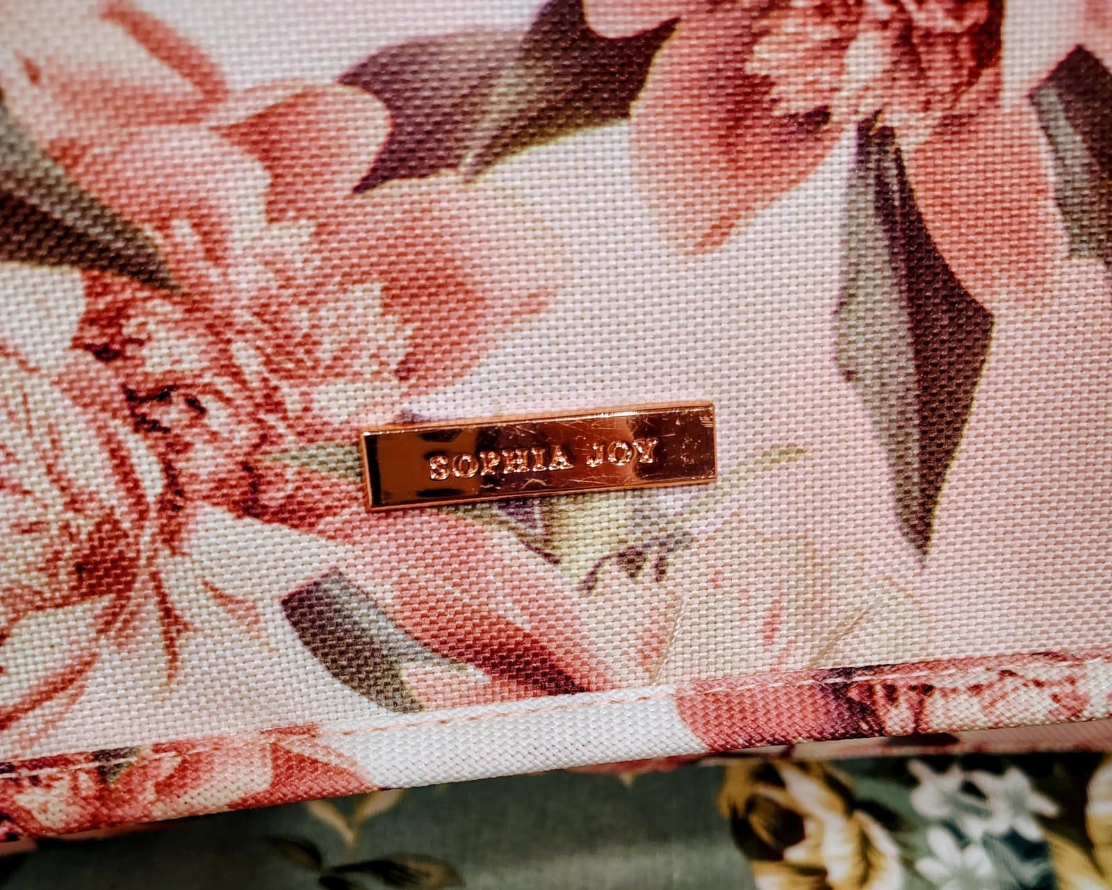 NWOT Sophia Joy Pink Floral Makeup Travel Organizer - Thumbnail 4