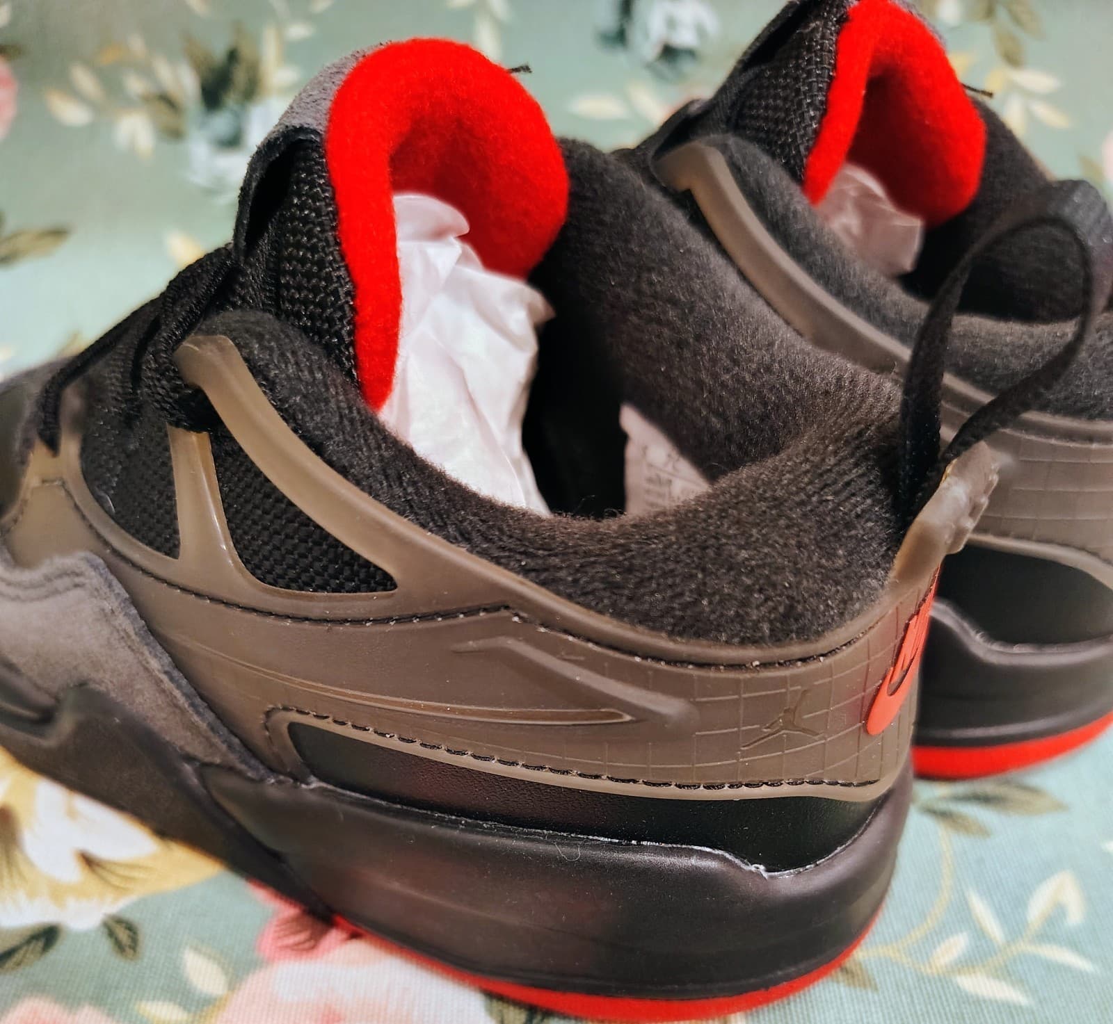 Jordan 4 RM Black Varsity Red Wolf Toddler Sneaker US 7C, MSRP $166 - Thumbnail 5