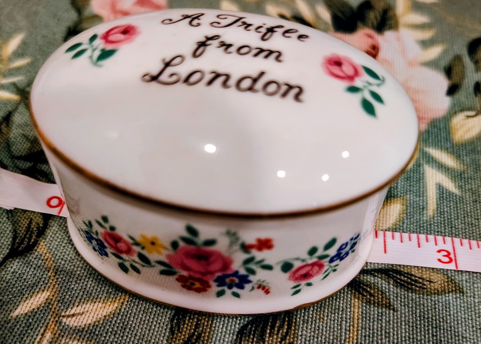 Vintage English Crown Staffordshire Oval Trinket Fine Bone China Box London EUC