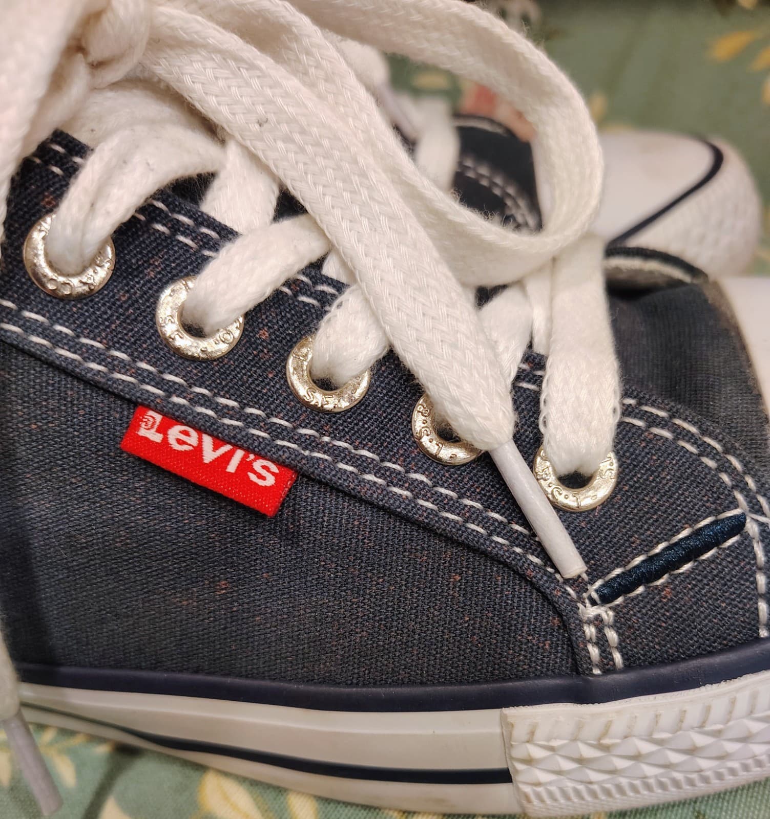 Levis Comfort Women’s Stan Buck Navy Low Canvas Lace Sneaker Shoe, Size 8 - Thumbnail 12