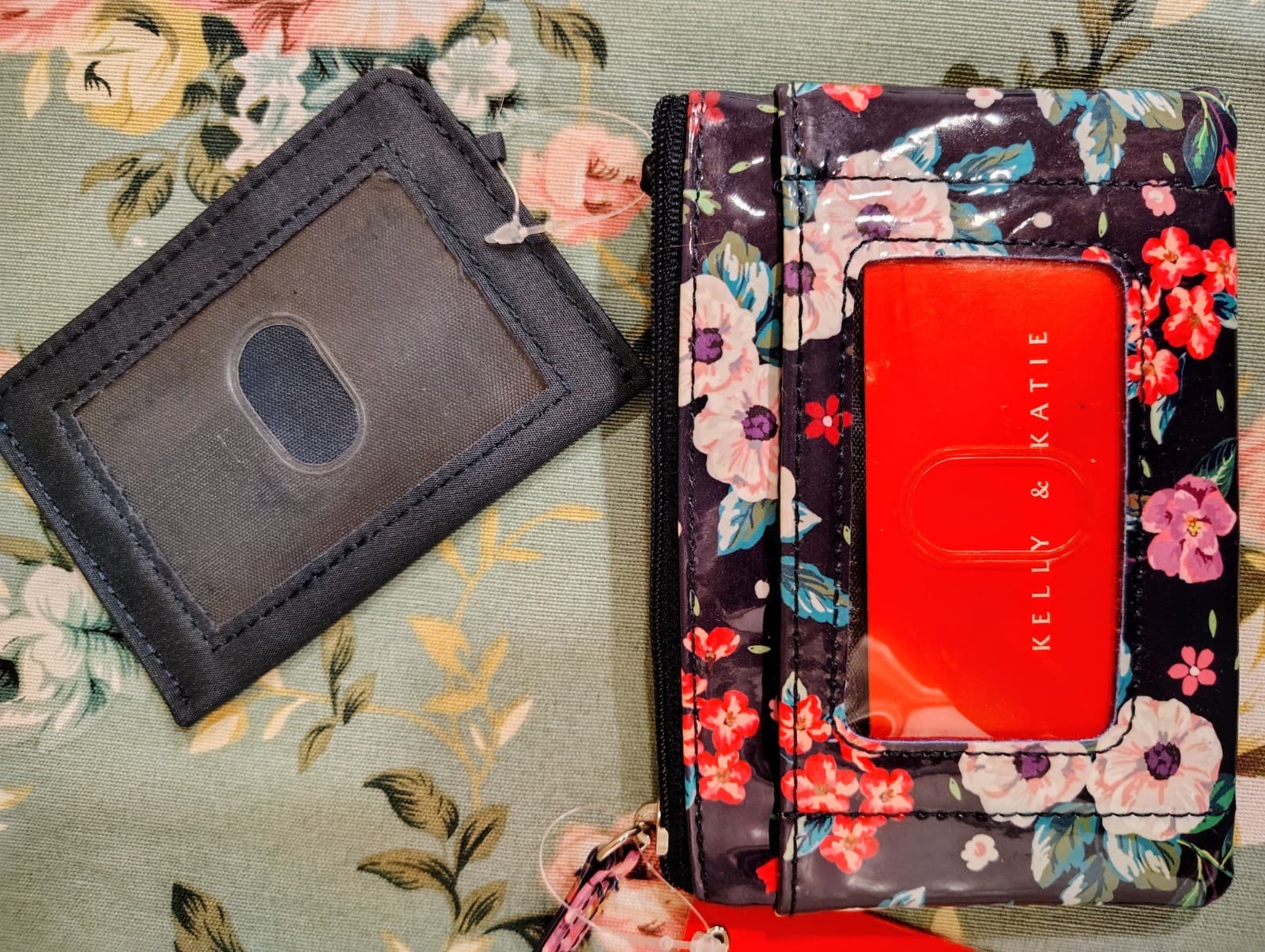 Kelly & Katie NWT Floral ID Holder Wallet - Thumbnail 10