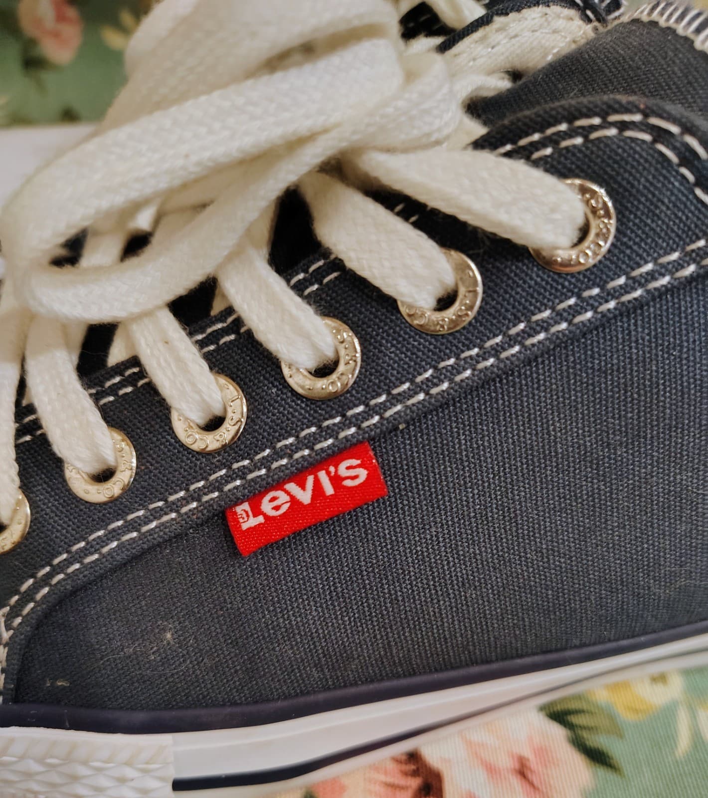 Levis Comfort Women’s Stan Buck Navy Low Canvas Lace Sneaker Shoe, Size 8 - Thumbnail 4