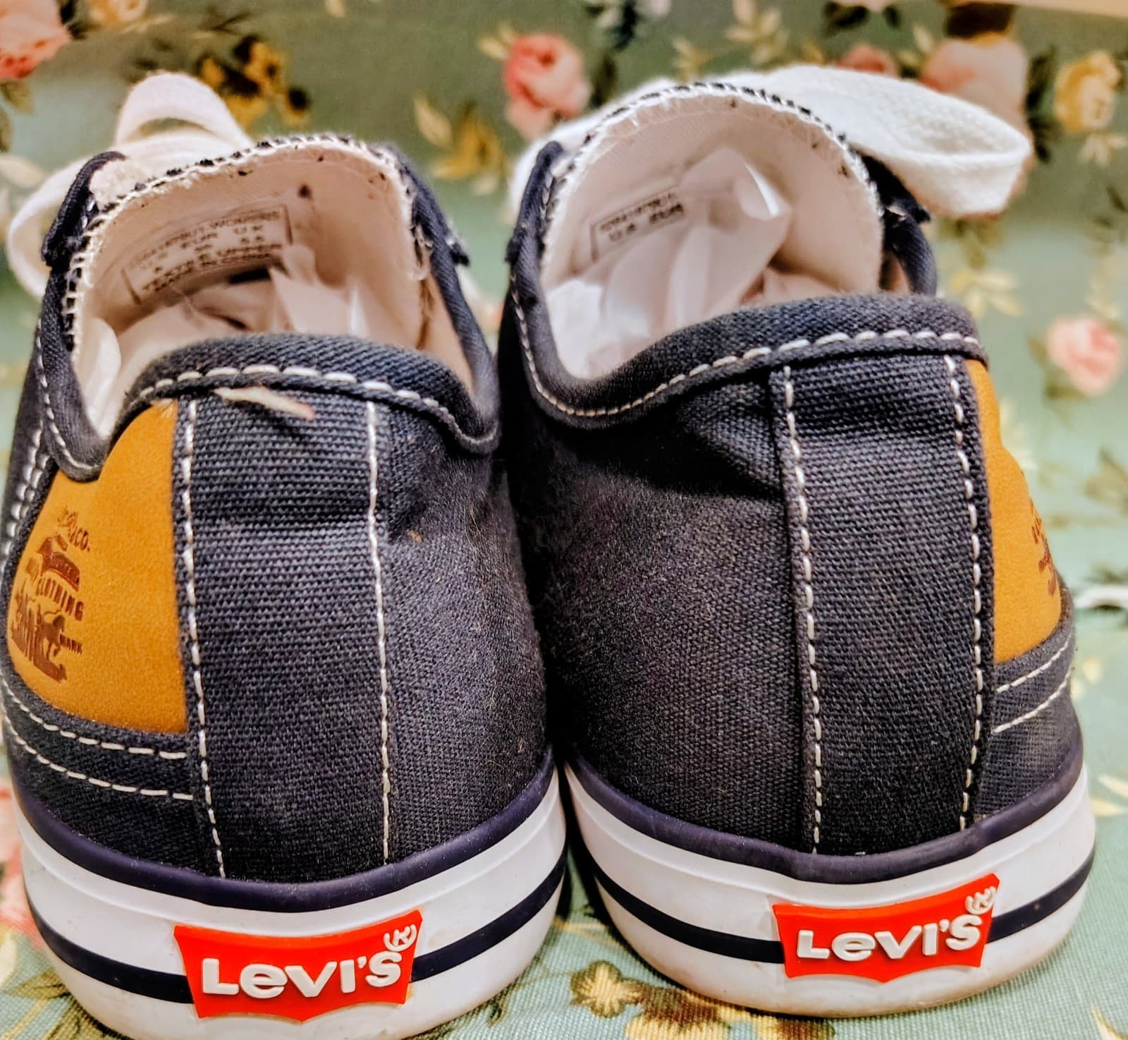 Levis Comfort Women’s Stan Buck Navy Low Canvas Lace Sneaker Shoe, Size 8 - Thumbnail 8