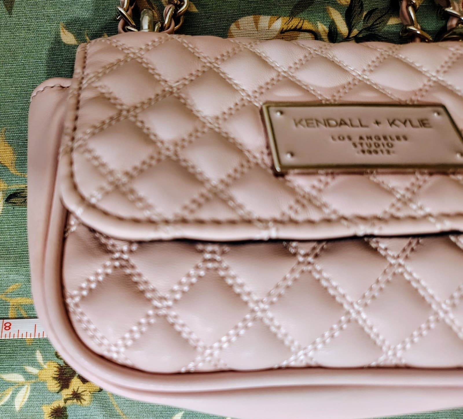 Kendall & Kylie Rose Pink Quilted Crossbody Bag With Chain - Thumbnail 12