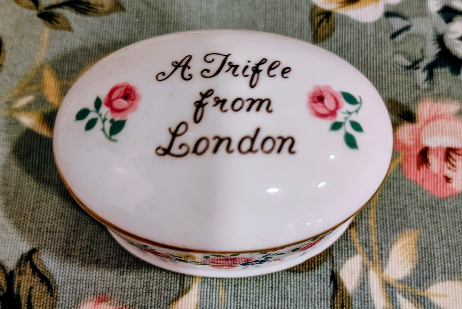 Vintage English Crown Staffordshire Oval Trinket Fine Bone China Box London EUC - Thumbnail 3