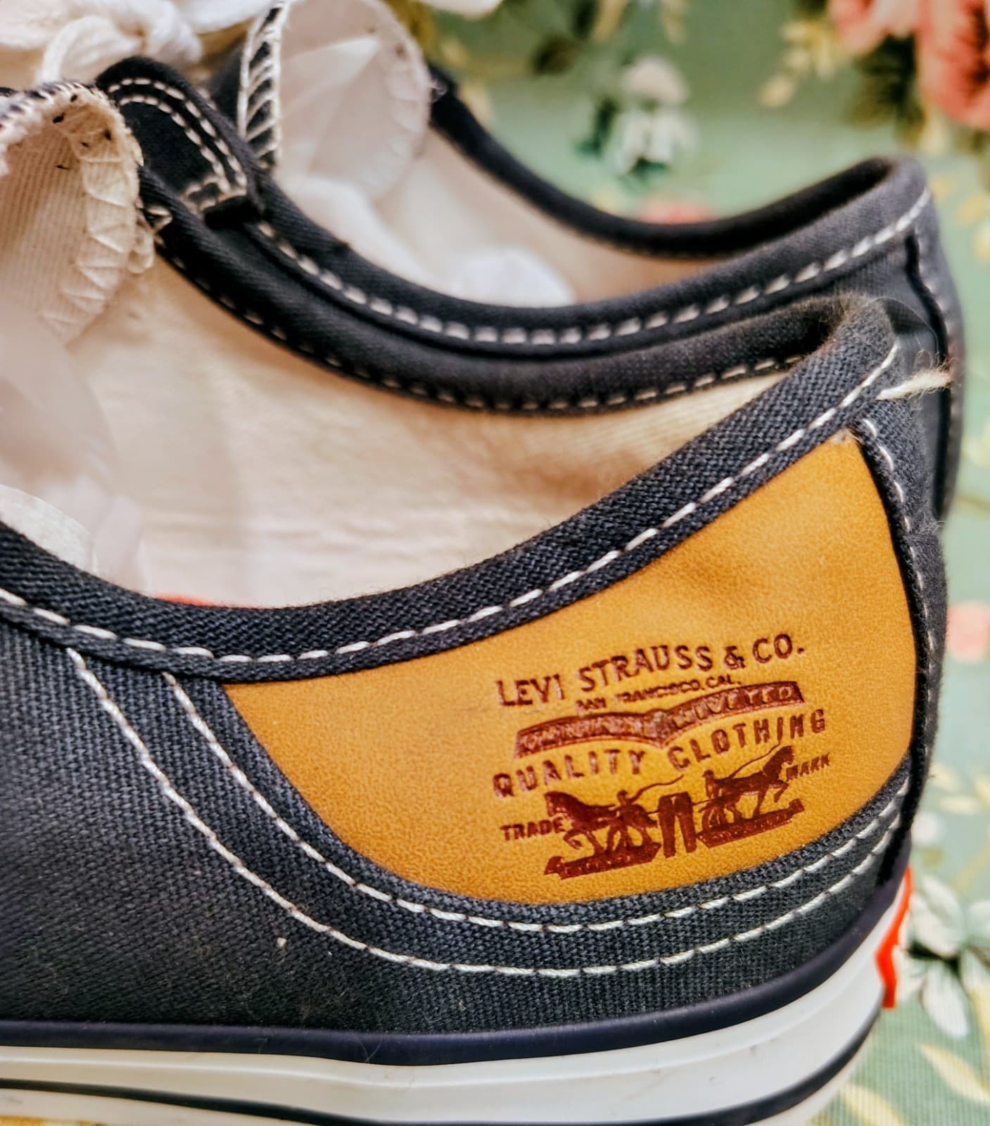Levis Comfort Women’s Stan Buck Navy Low Canvas Lace Sneaker Shoe, Size 8 - Thumbnail 7