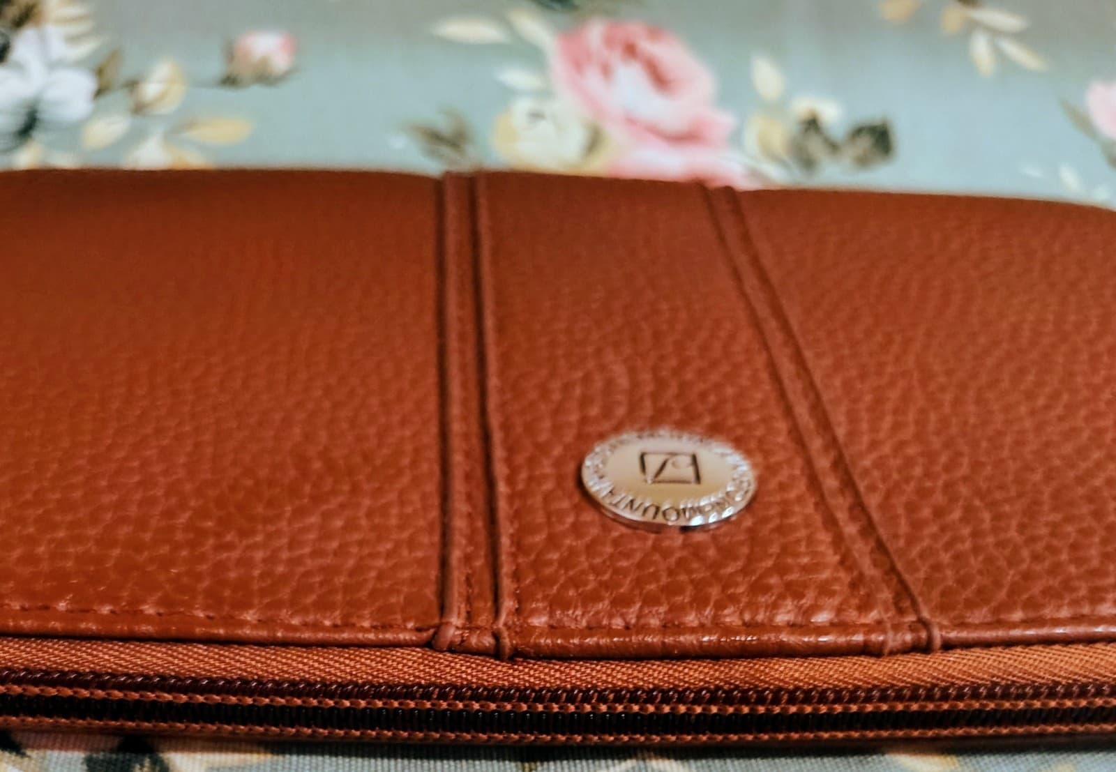 Stone Mountain Brown Large Pebbled Leather Wristlet Strap - Thumbnail 8