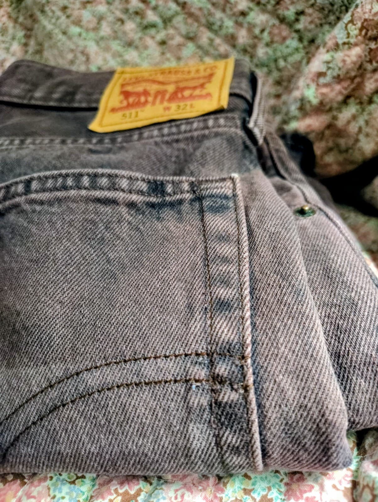 Levi's Denim Acid Wash Shorts Size 32 - Thumbnail 15