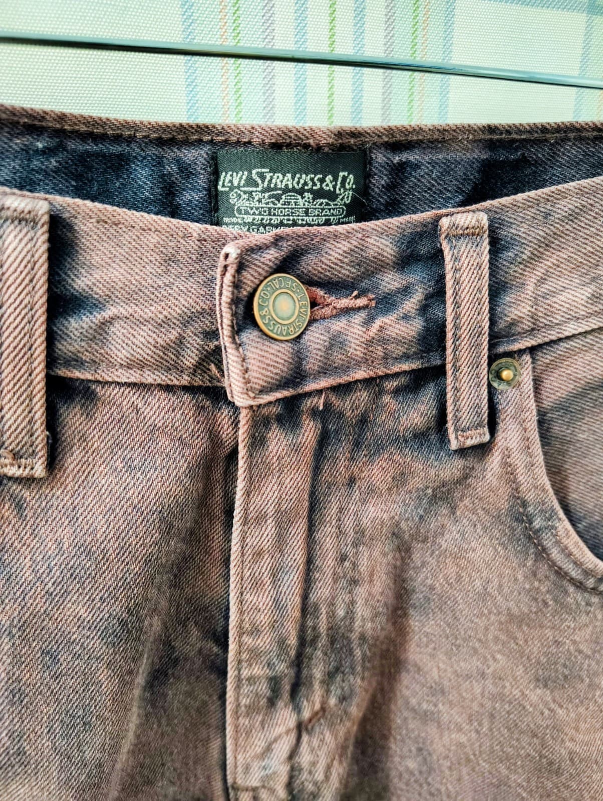 Levi's Denim Acid Wash Shorts Size 32 - Thumbnail 2