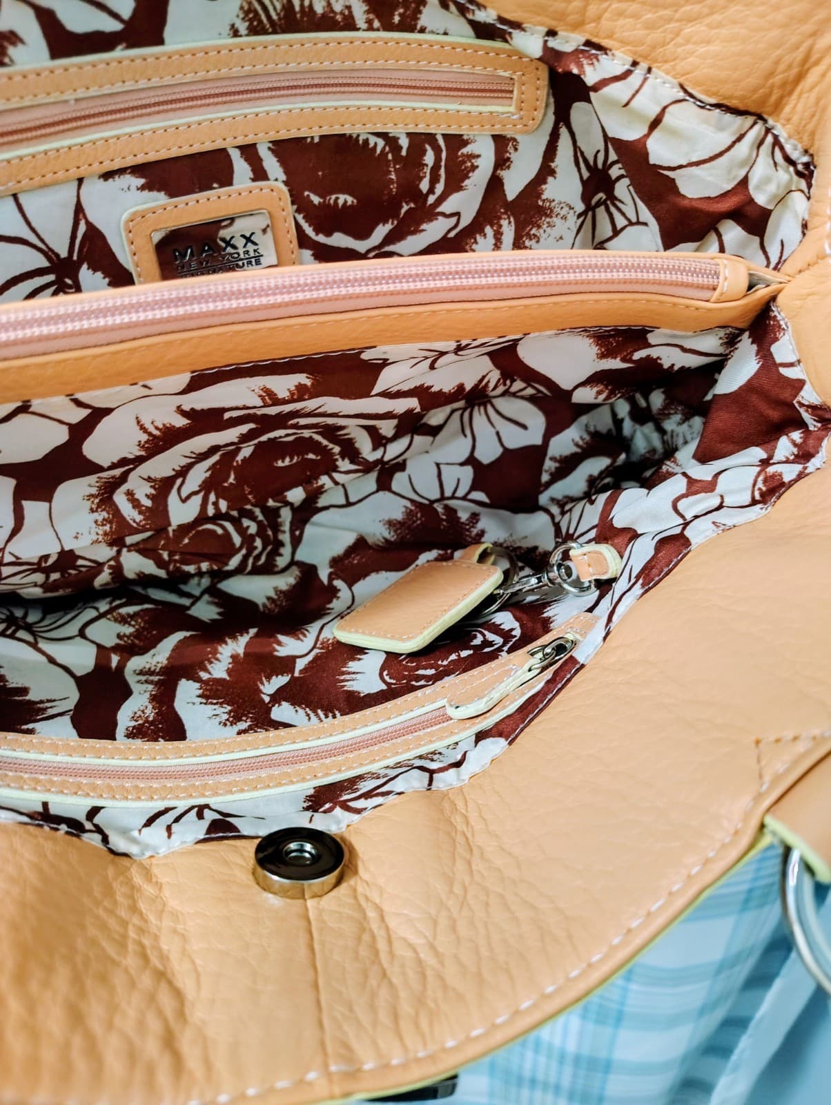 NWT Maxx NY Signature Apricot Pebbles Leather Handbag - Thumbnail 12