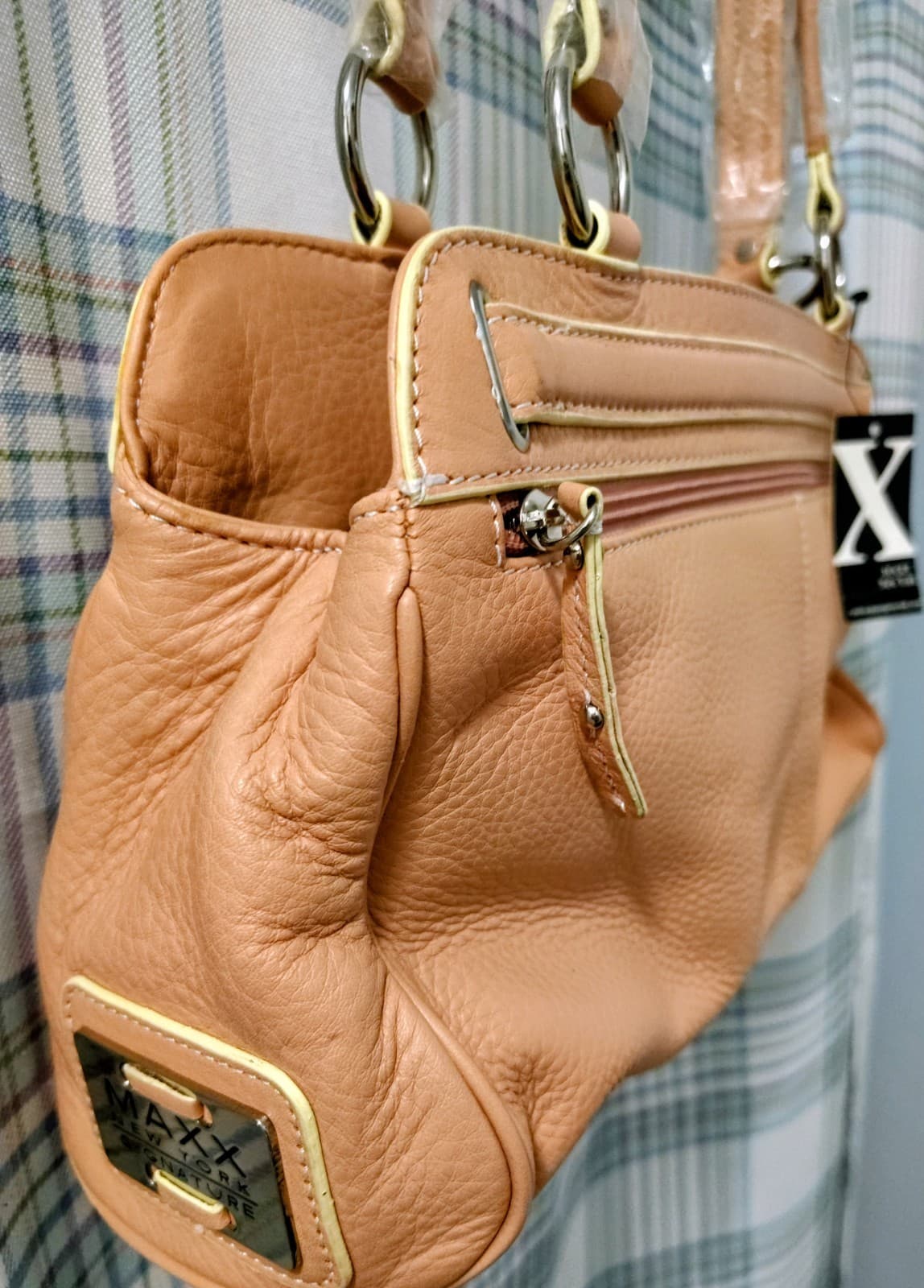 NWT Maxx NY Signature Apricot Pebbles Leather Handbag - Thumbnail 4