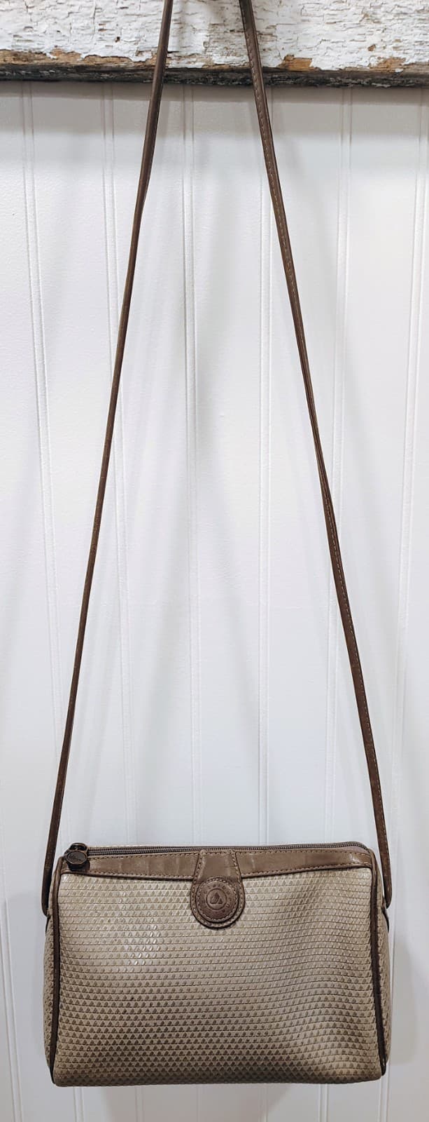 Vintage 1983 Liz Claiborne Tan Triangle purse shoulder bag - Thumbnail 2