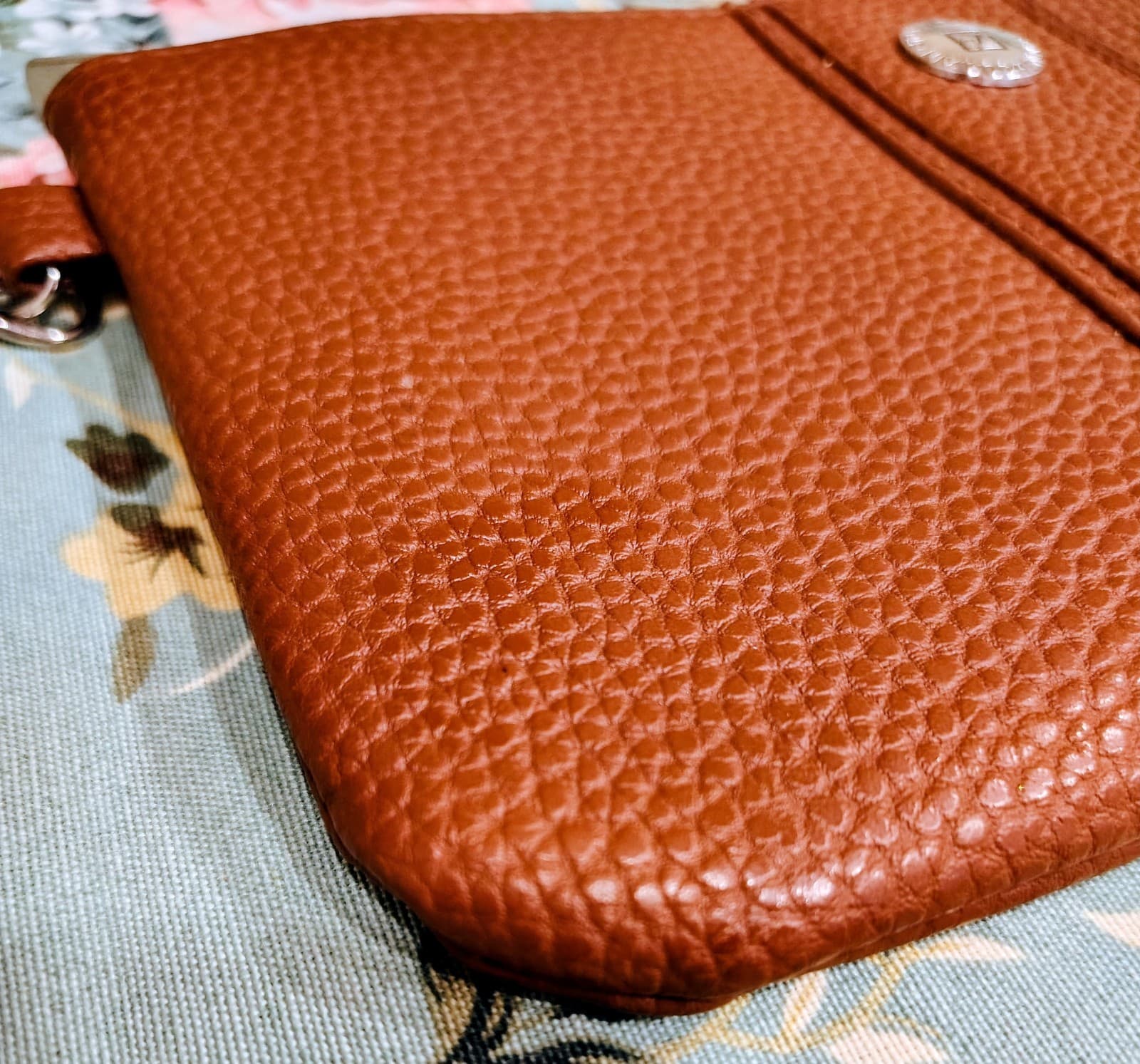 Stone Mountain Brown Large Pebbled Leather Wristlet Strap - Thumbnail 5