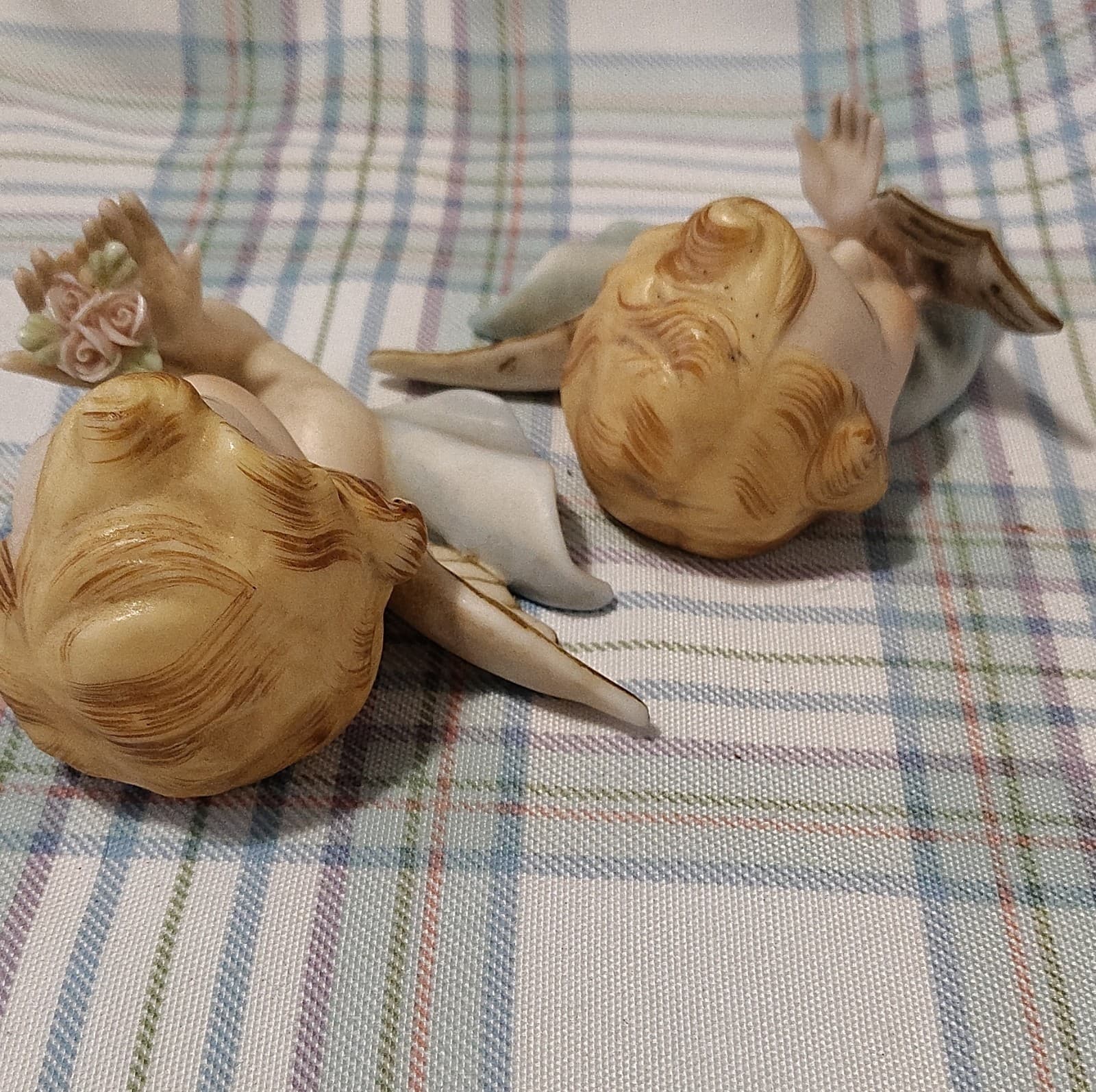 Vintage Ceramic/porcelain Angel Figurines Set of 2 Wall Decor Matte Finish - Thumbnail 4