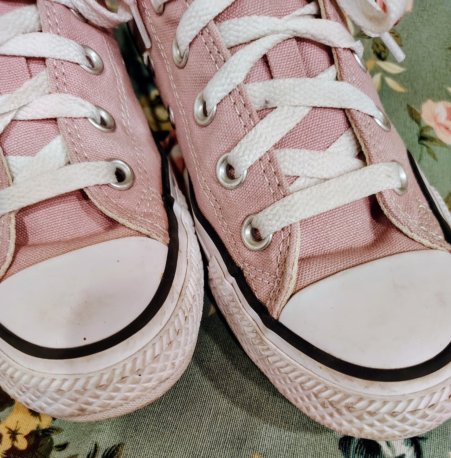 CONVERSE All Star Chuck Taylor Low Top Pink Women's Canvas Shoes Size 5 1/2 - Thumbnail 2
