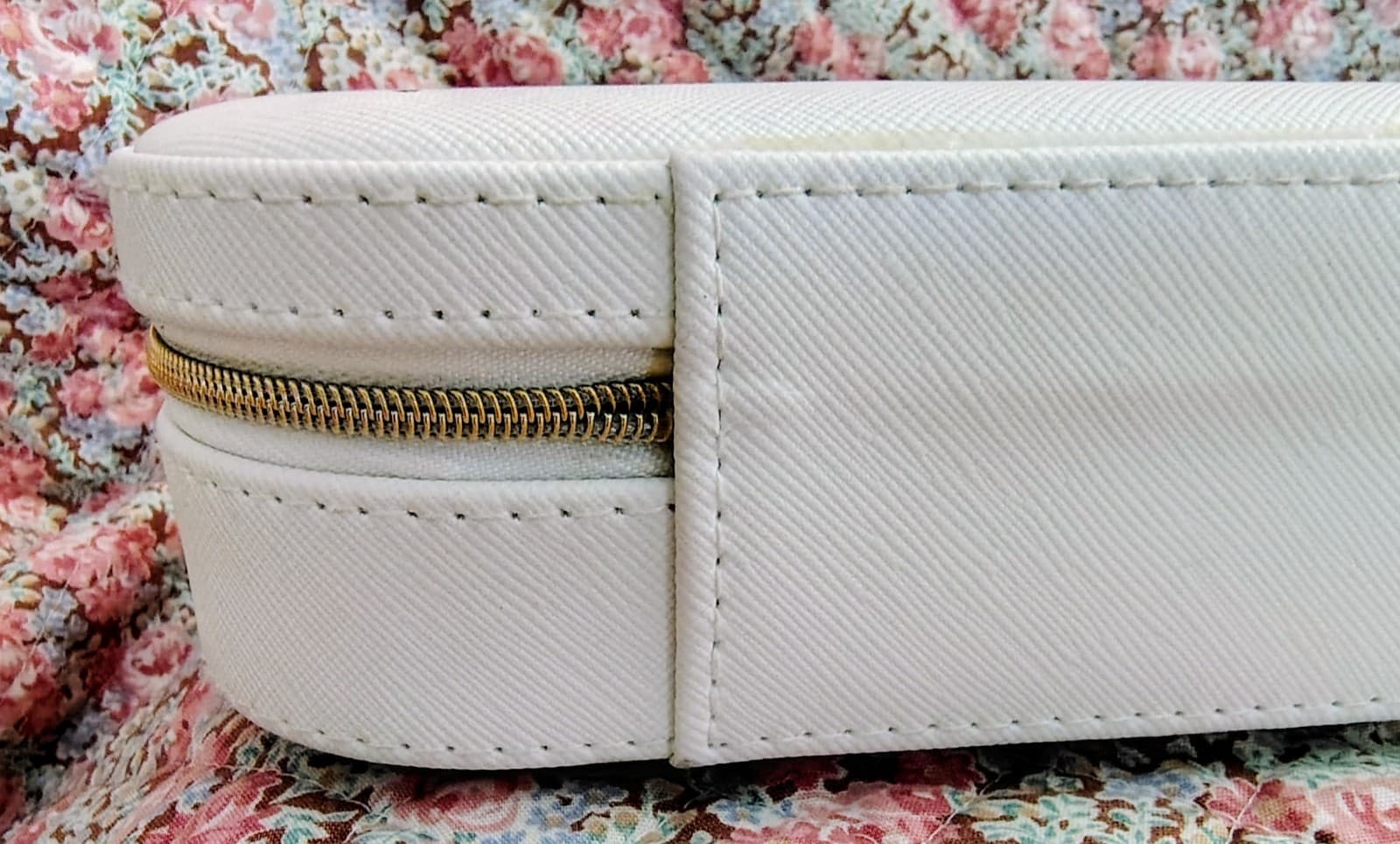 Portable White Jewelry Box Storage Organizer, "Cupcakes & Cashmere at Home" - Thumbnail 5