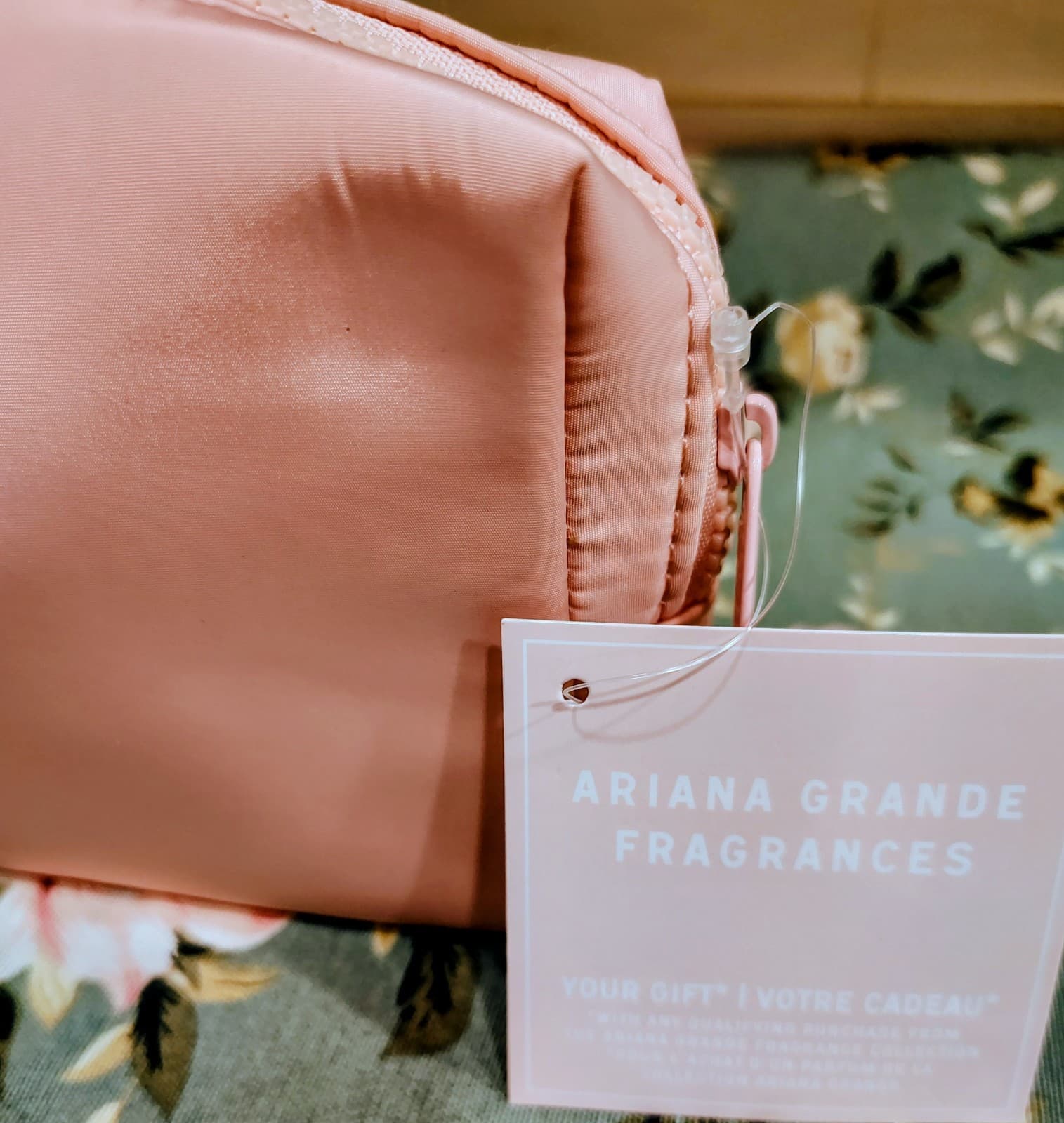 Ariana Grande Pink fragrance cosmetic bag Pouch NWT