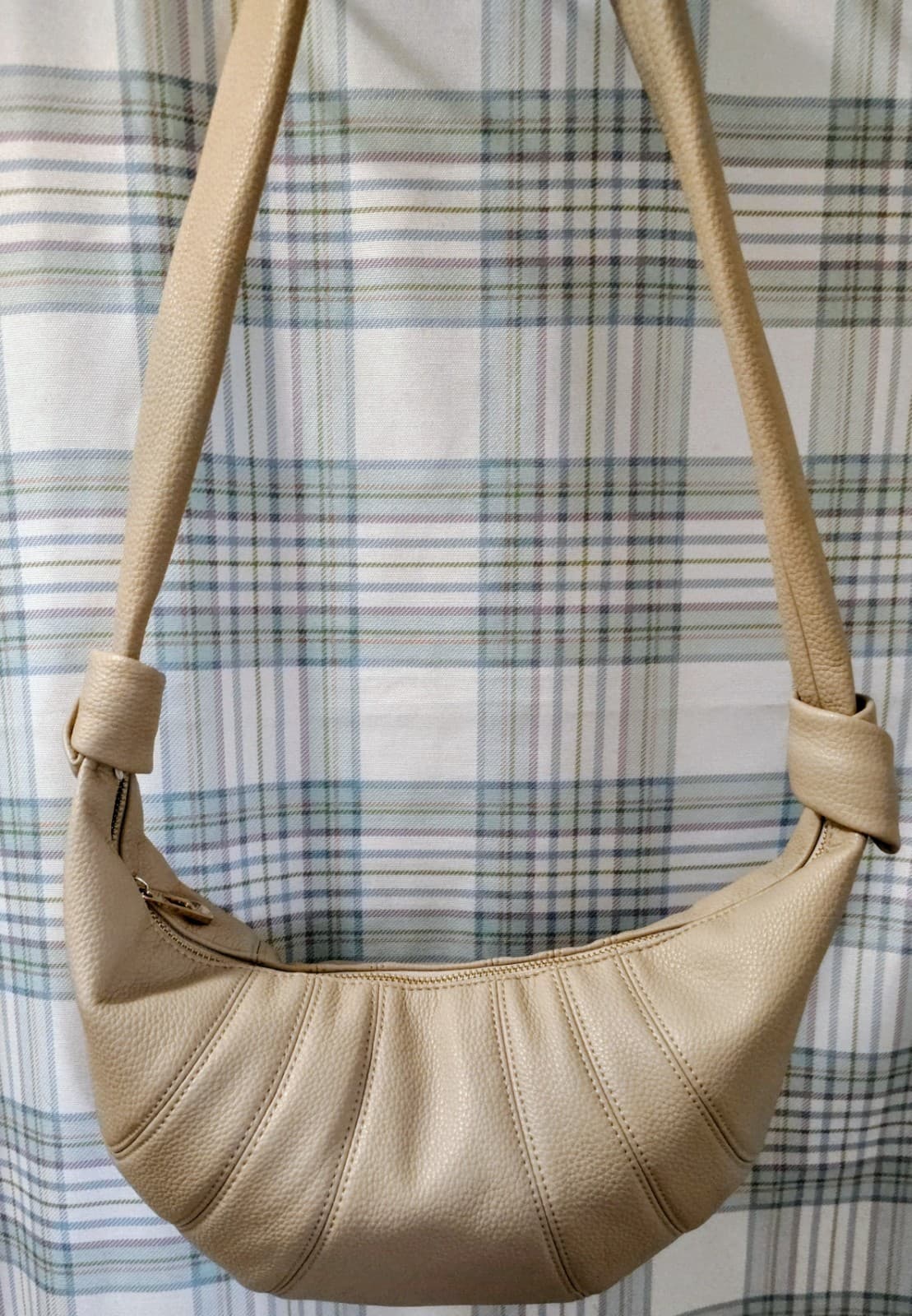 NWOT Cream Faux Leather Shoulder Hobo Bag - Thumbnail 5
