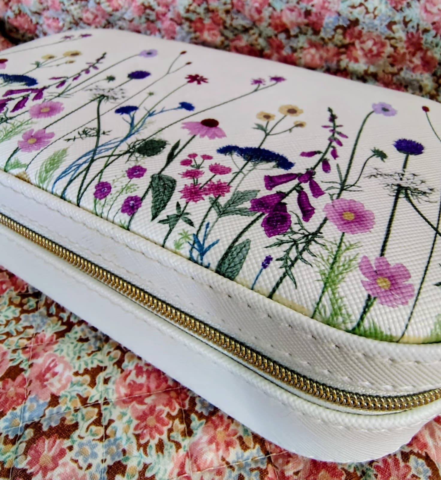 Portable White Jewelry Box Storage Organizer, "Cupcakes & Cashmere at Home" - Thumbnail 19