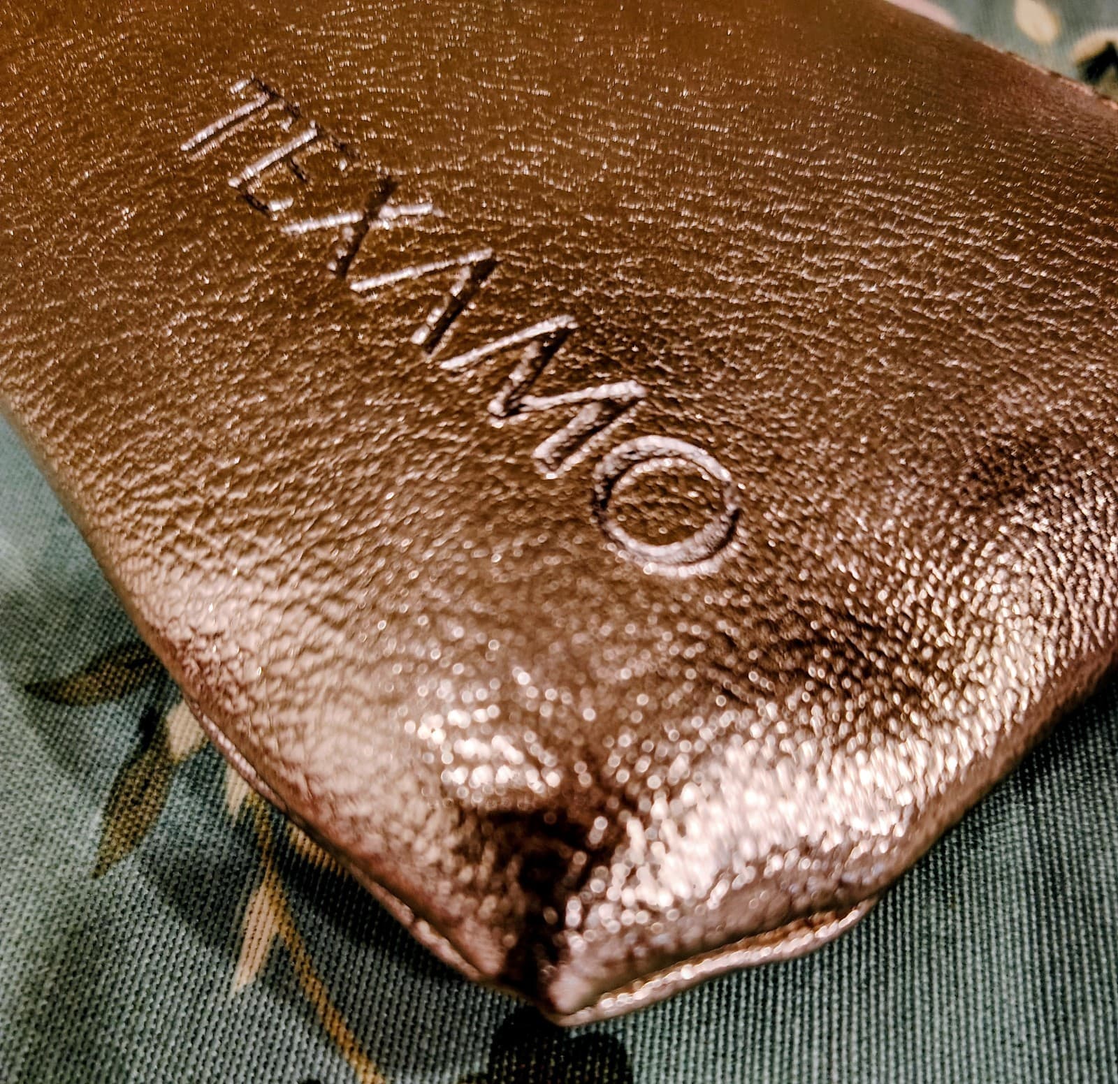 NWOT Texamo Rose Gold Metallic Makeup Bag - Thumbnail 6