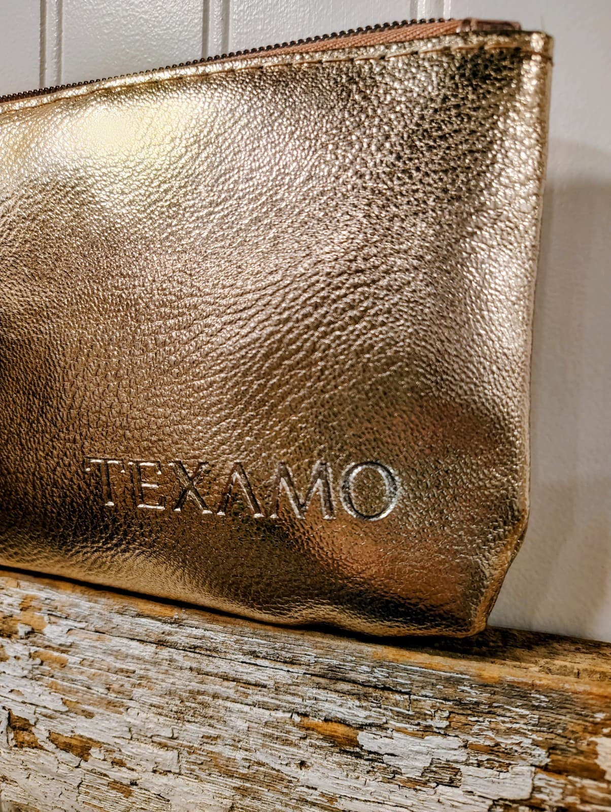 NWOT Texamo Rose Gold Metallic Makeup Bag - Thumbnail 3