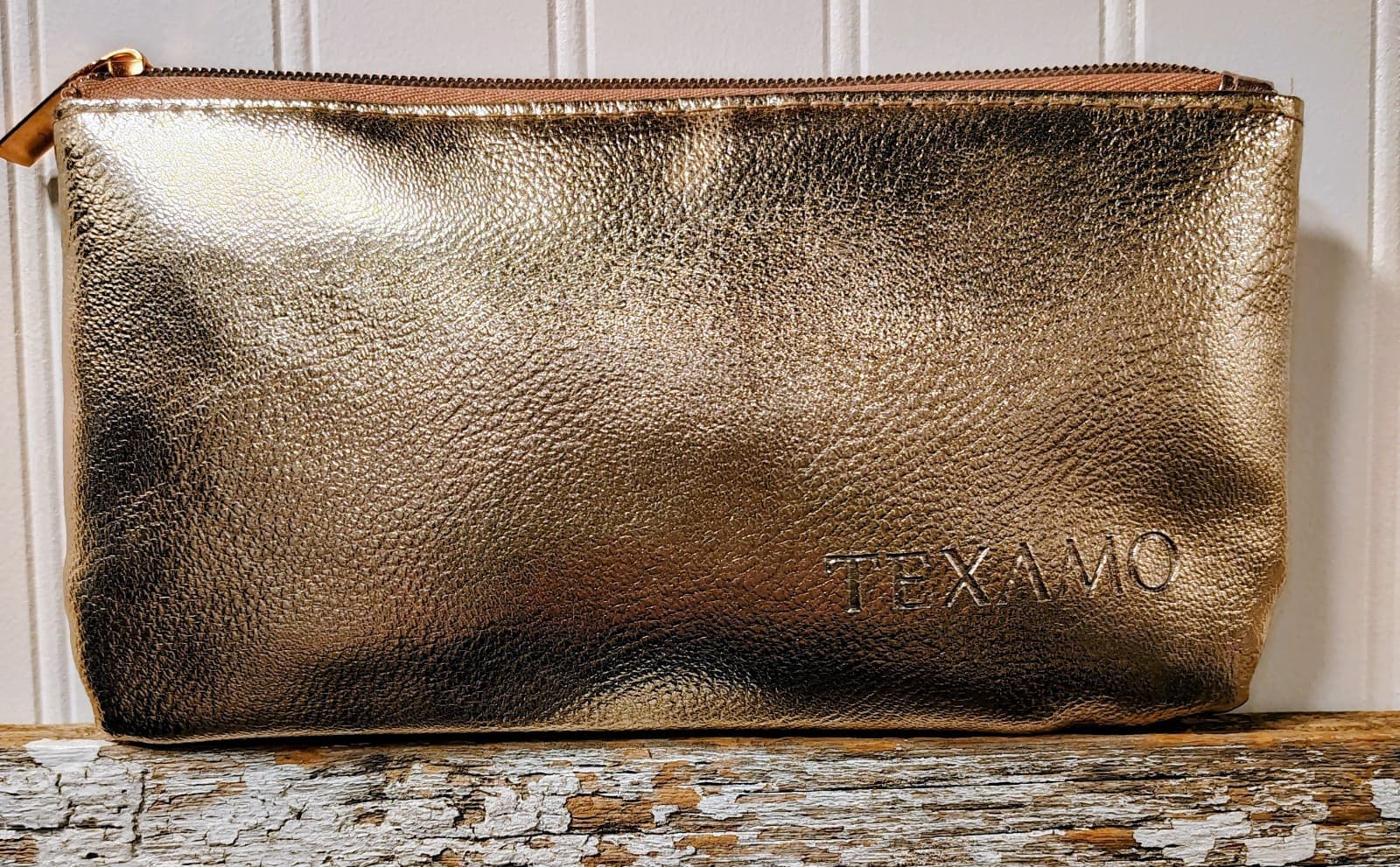 NWOT Texamo Rose Gold Metallic Makeup Bag