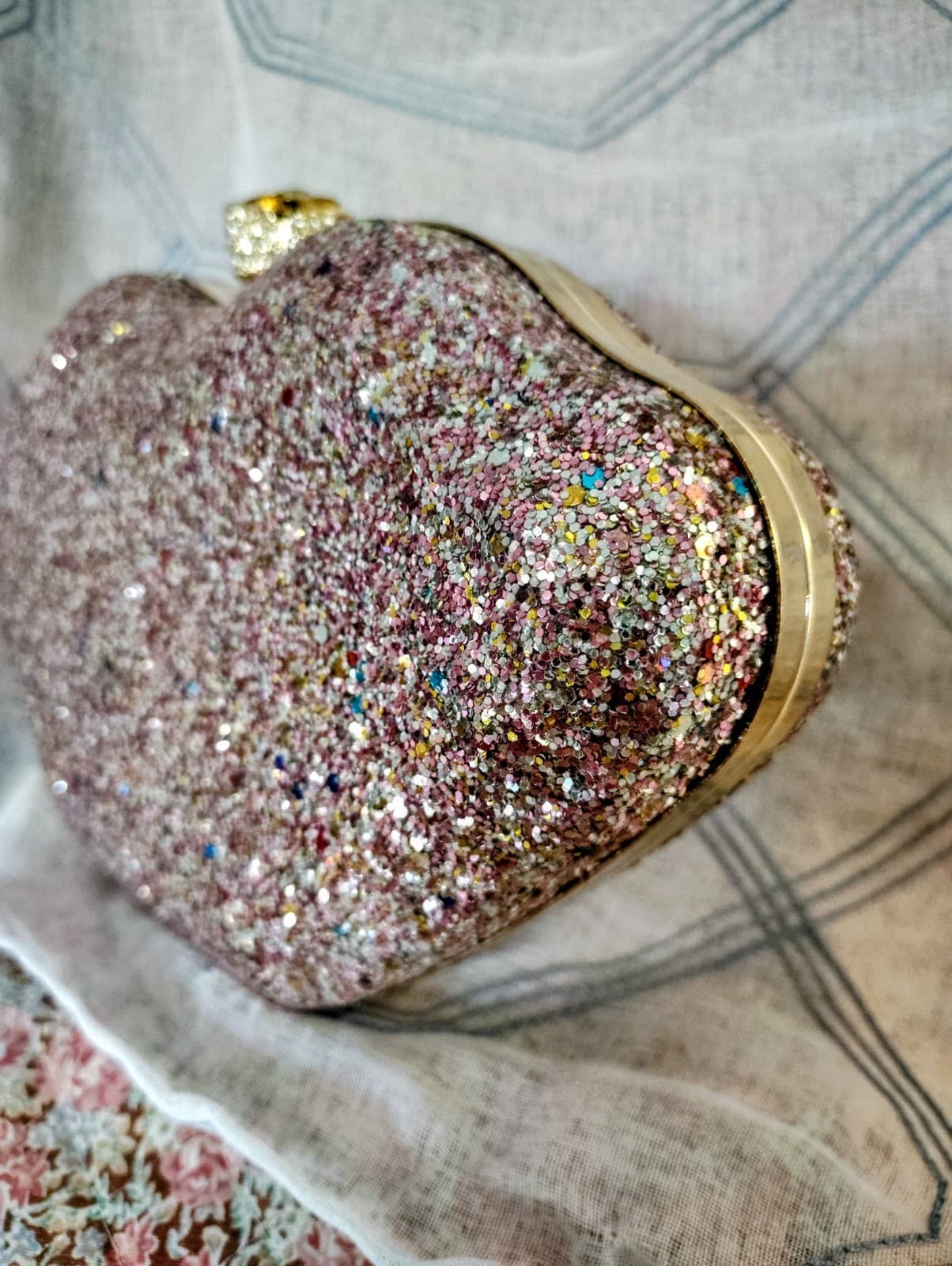 NWT Fancy Jeweled Glittered Hardshell Lips Formal Dress Bag Gold Chain - Thumbnail 20