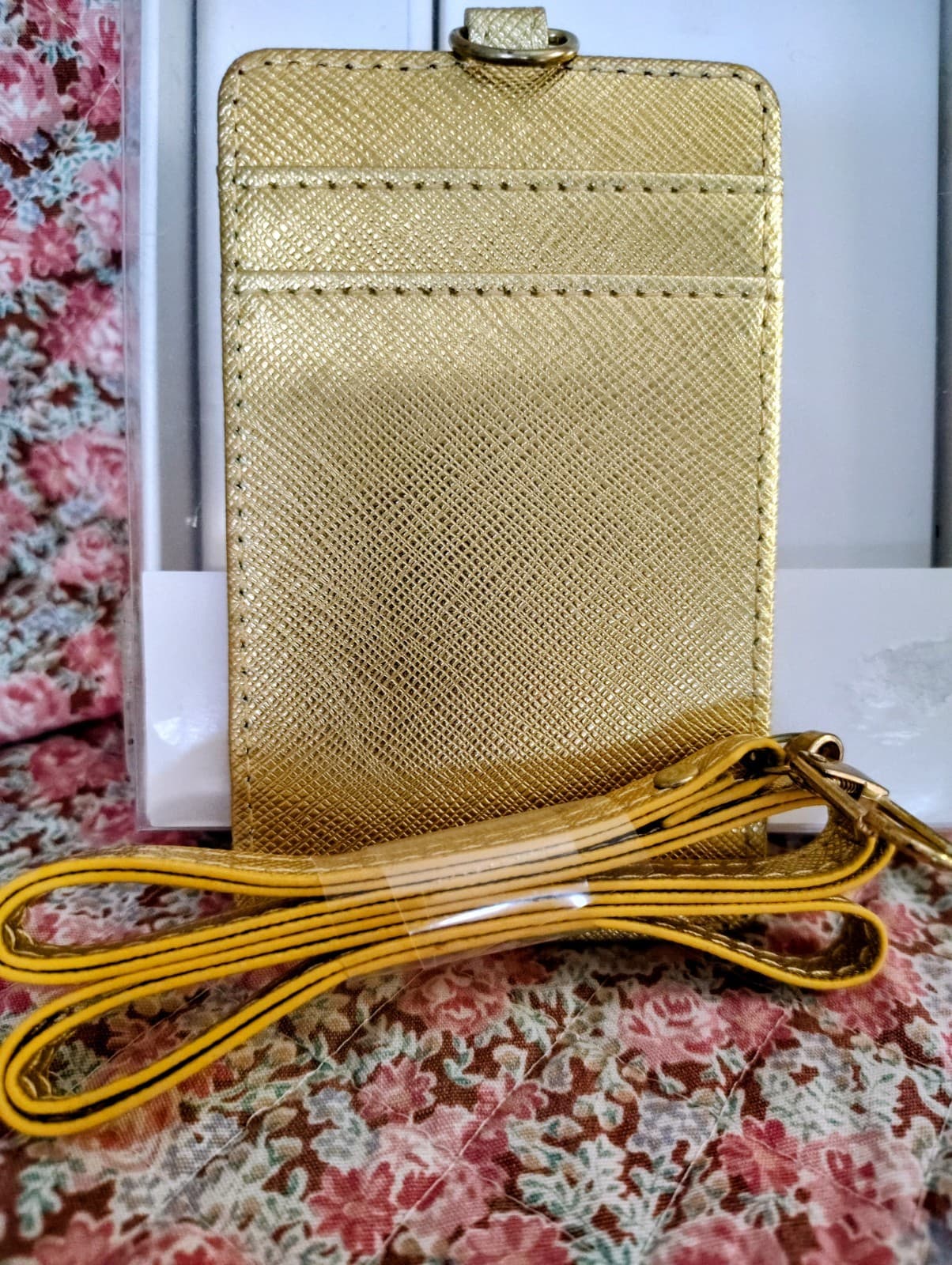 NIB Martha Steward Gold Lanyard Badge Holder - Thumbnail 4