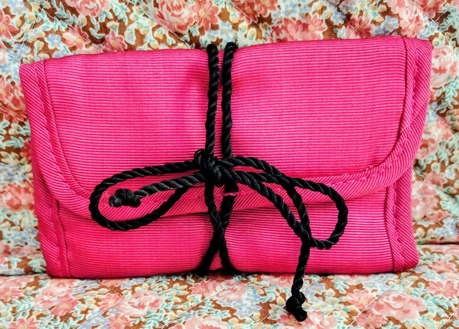 NWOT Sephora Pink Makeup Brusher Roller - Thumbnail 4