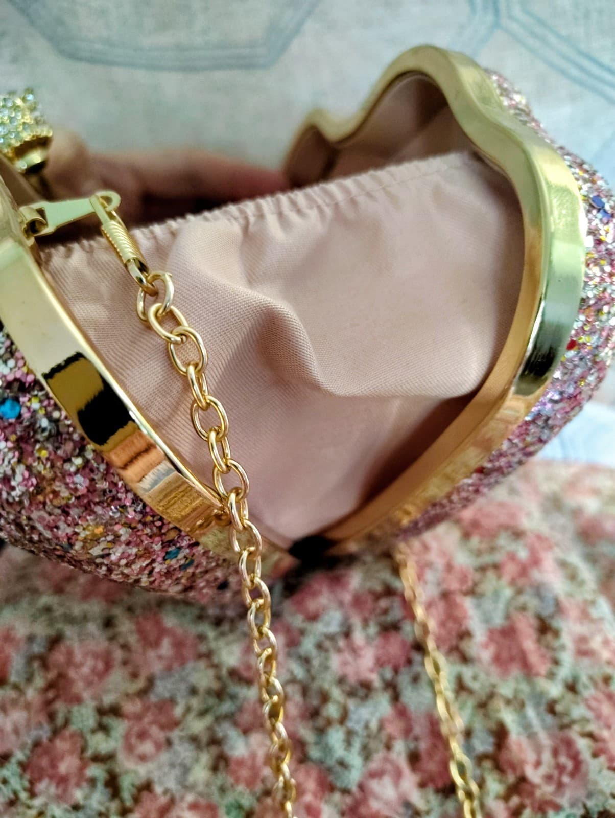 NWT Fancy Jeweled Glittered Hardshell Lips Formal Dress Bag Gold Chain - Thumbnail 12