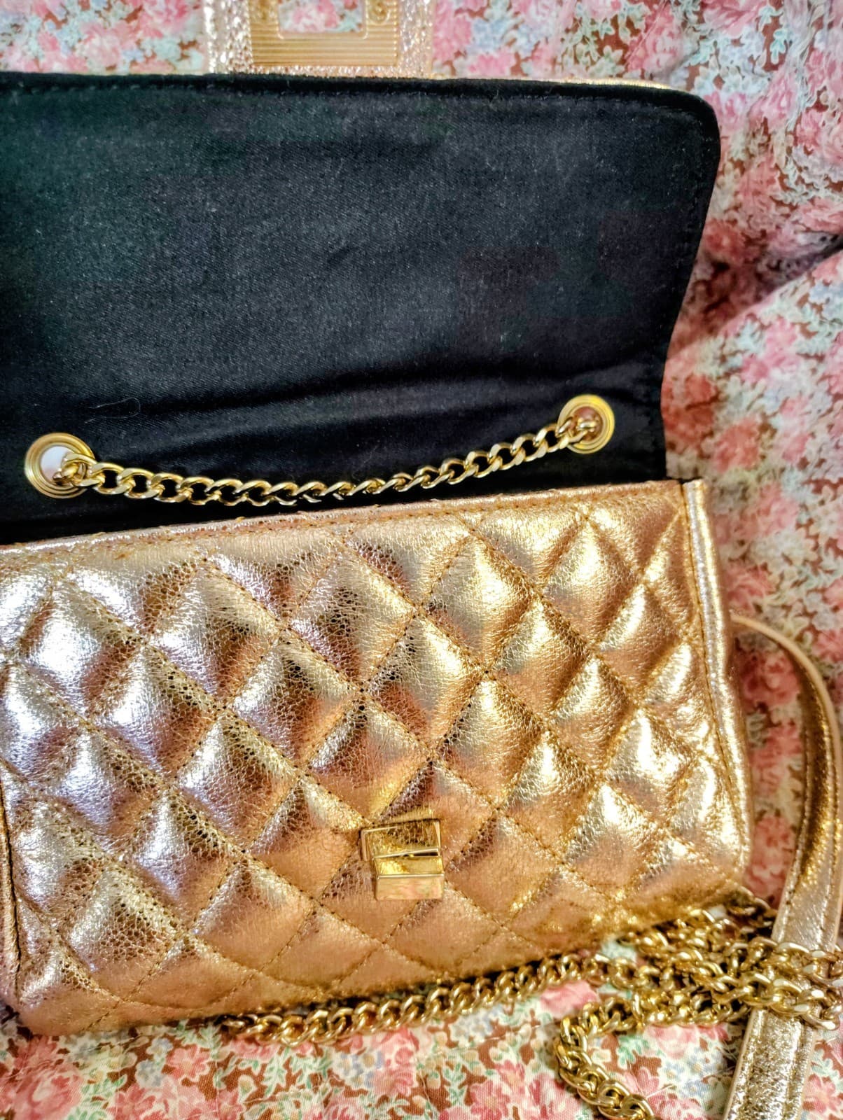 Forever 21 Formal Pink Shiny Metallic Clutch Gold Chain Dress Bag - Thumbnail 10