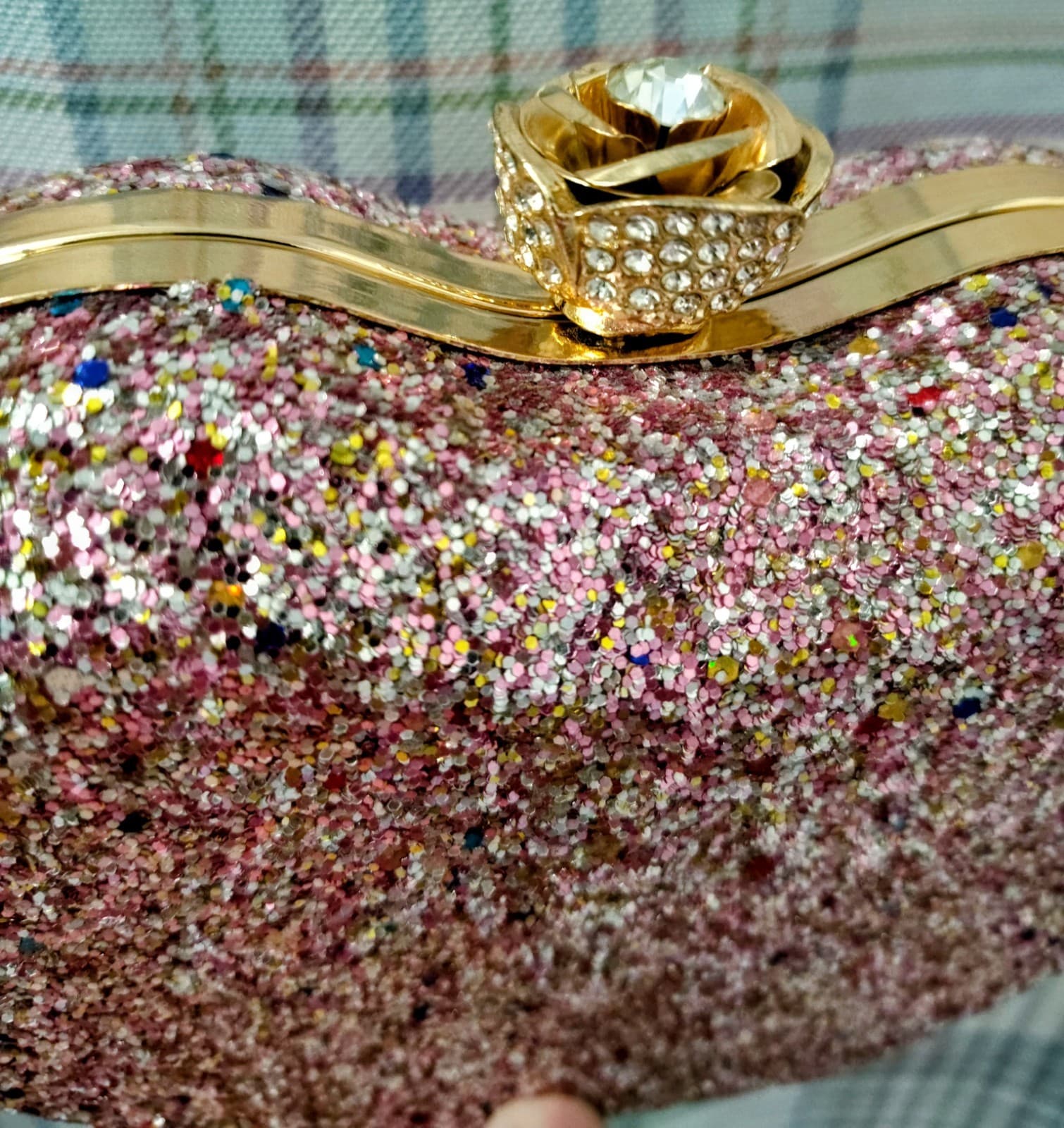 NWT Fancy Jeweled Glittered Hardshell Lips Formal Dress Bag Gold Chain - Thumbnail 4