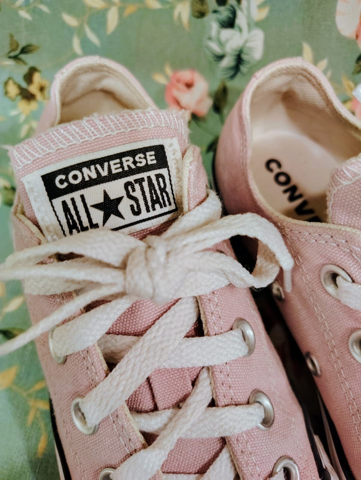 CONVERSE All Star Chuck Taylor Low Top Pink Women's Canvas Shoes Size 5 1/2 - Thumbnail 4