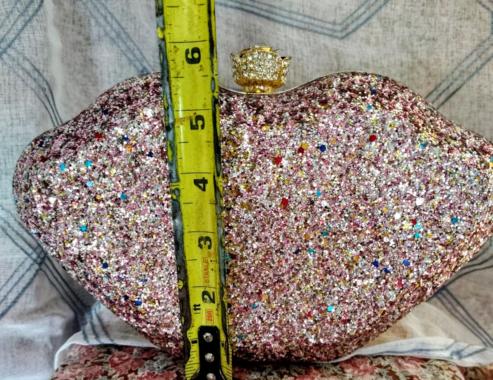 NWT Fancy Jeweled Glittered Hardshell Lips Formal Dress Bag Gold Chain - Thumbnail 7