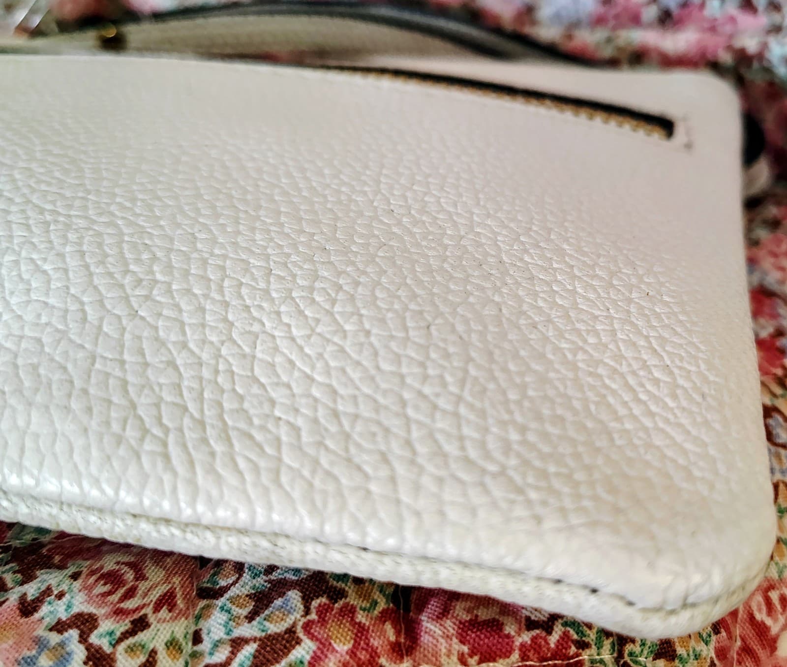 NWT Lodis Ivory Pebbled Leather Wallet Wristlet - Thumbnail 4