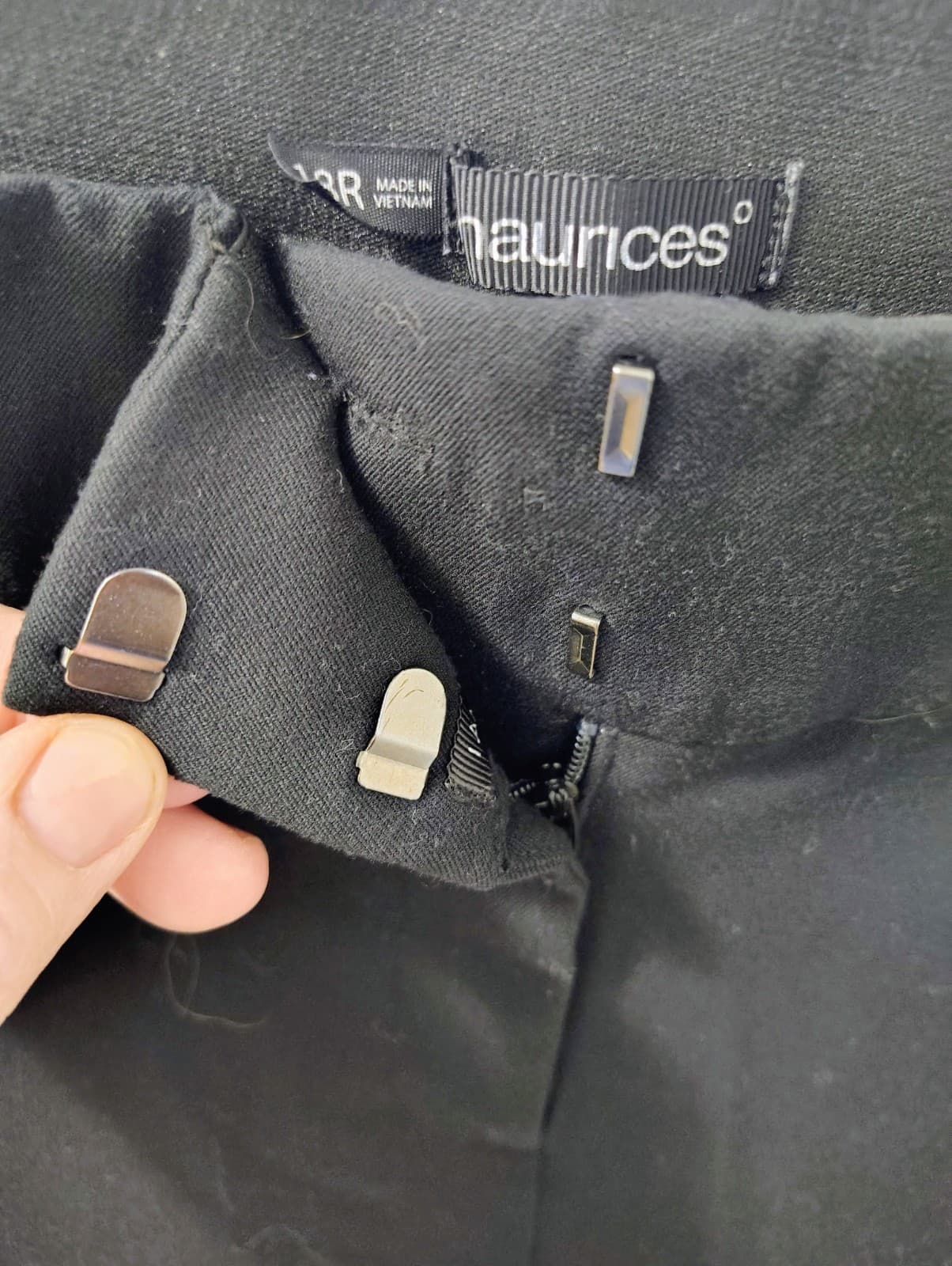 Maurices dress pants, Black, hook-and-bar closure and zipper, Size 18 Reg - Thumbnail 3