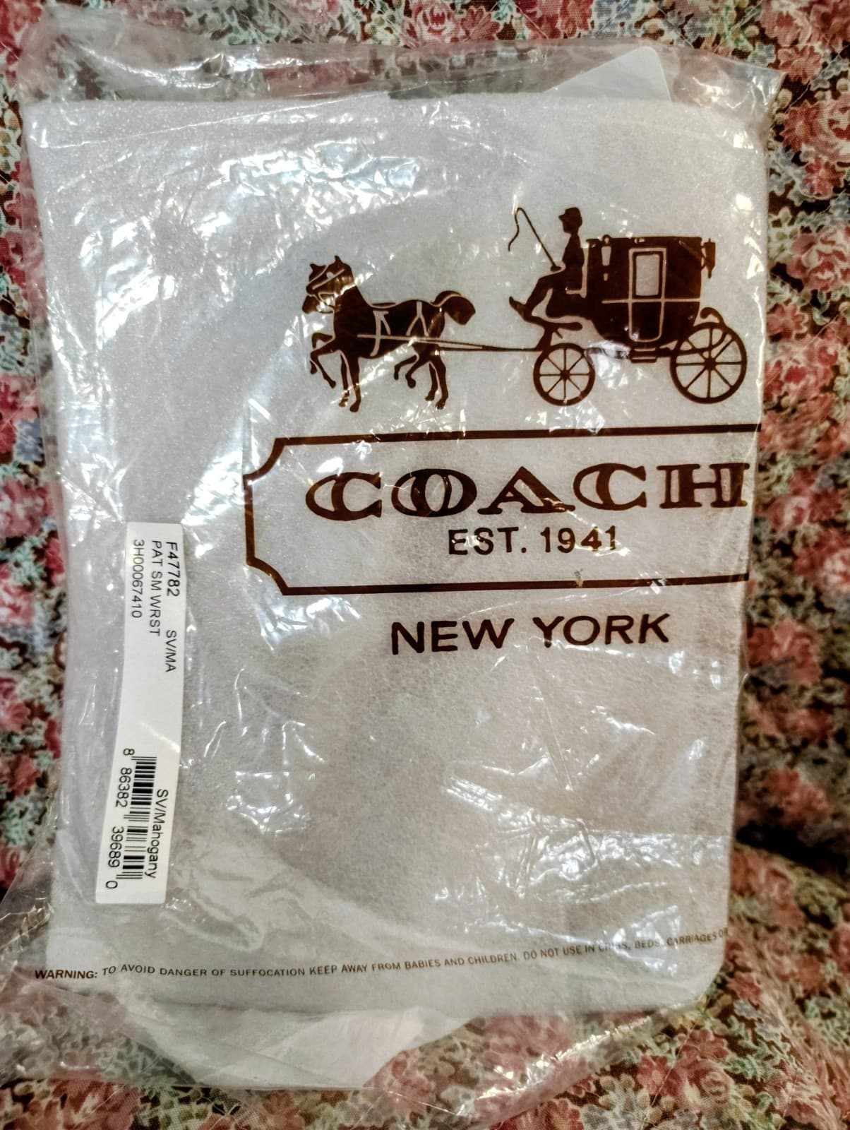 Coach Mahogany Patent Leather Zipper Small Wristlet Wallet NWT - Thumbnail 11