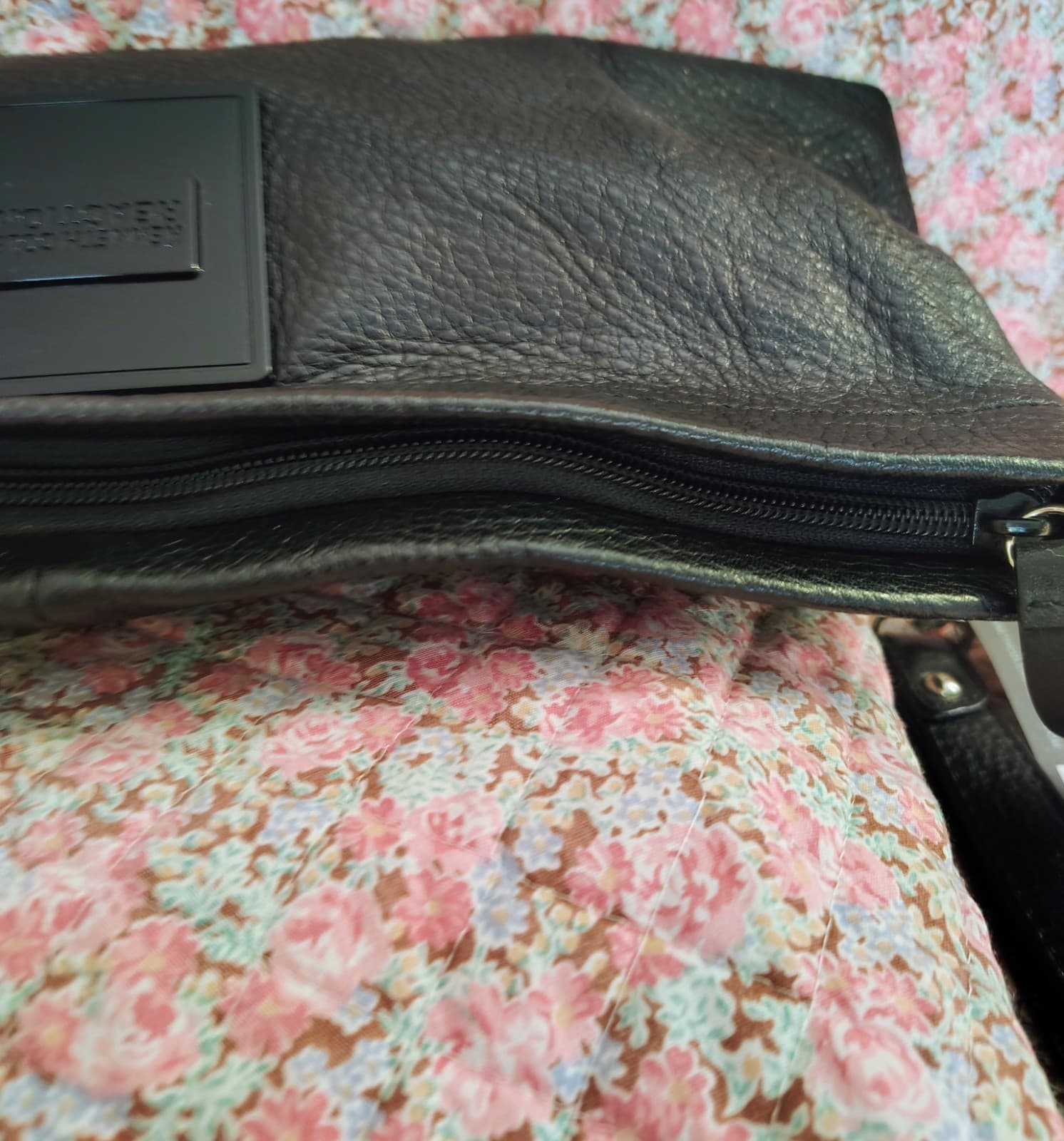 NEW Kenneth Cole Black Pebbled Leather Clutch With Wrist strap - Thumbnail 15