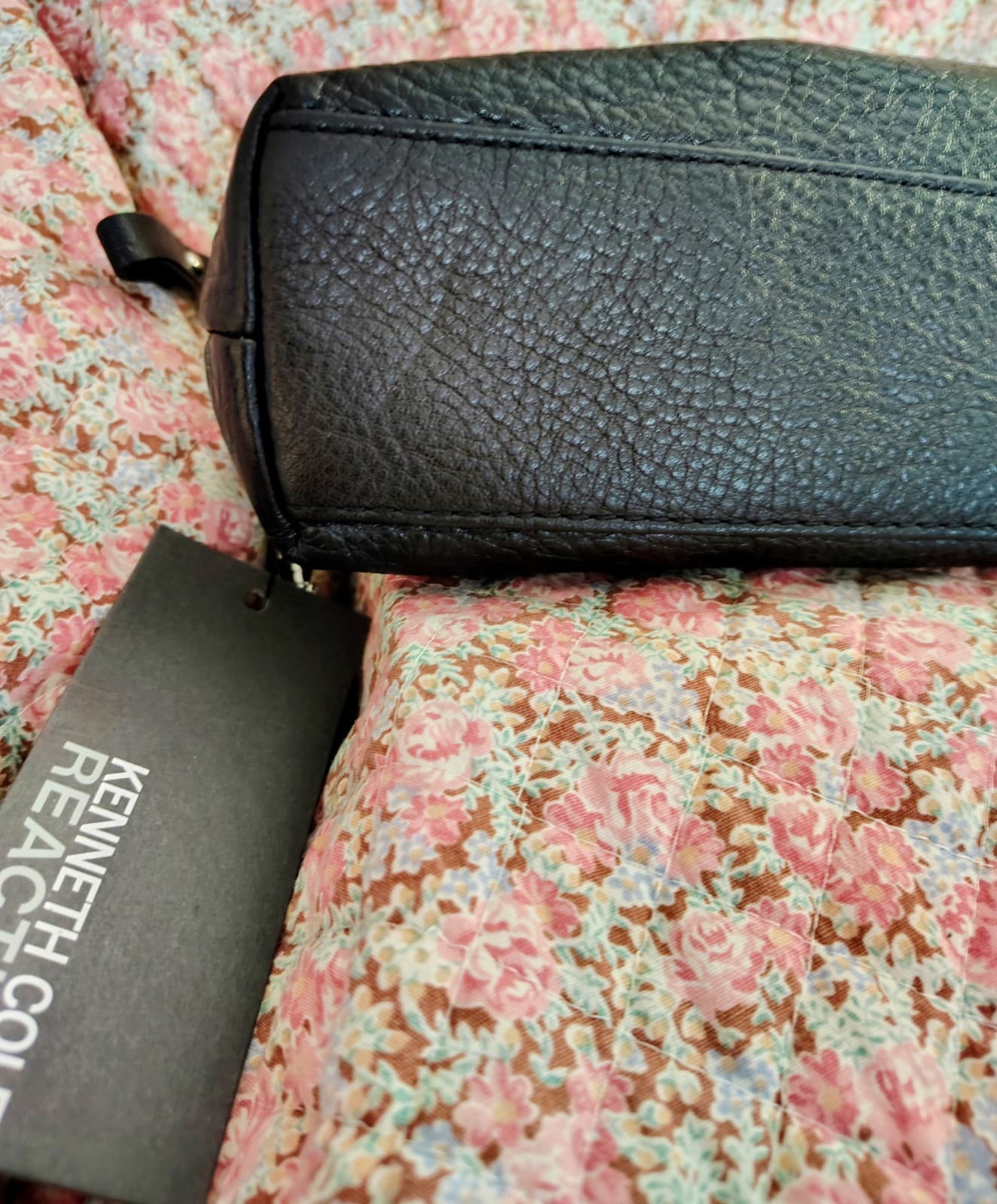 NEW Kenneth Cole Black Pebbled Leather Clutch With Wrist strap - Thumbnail 4