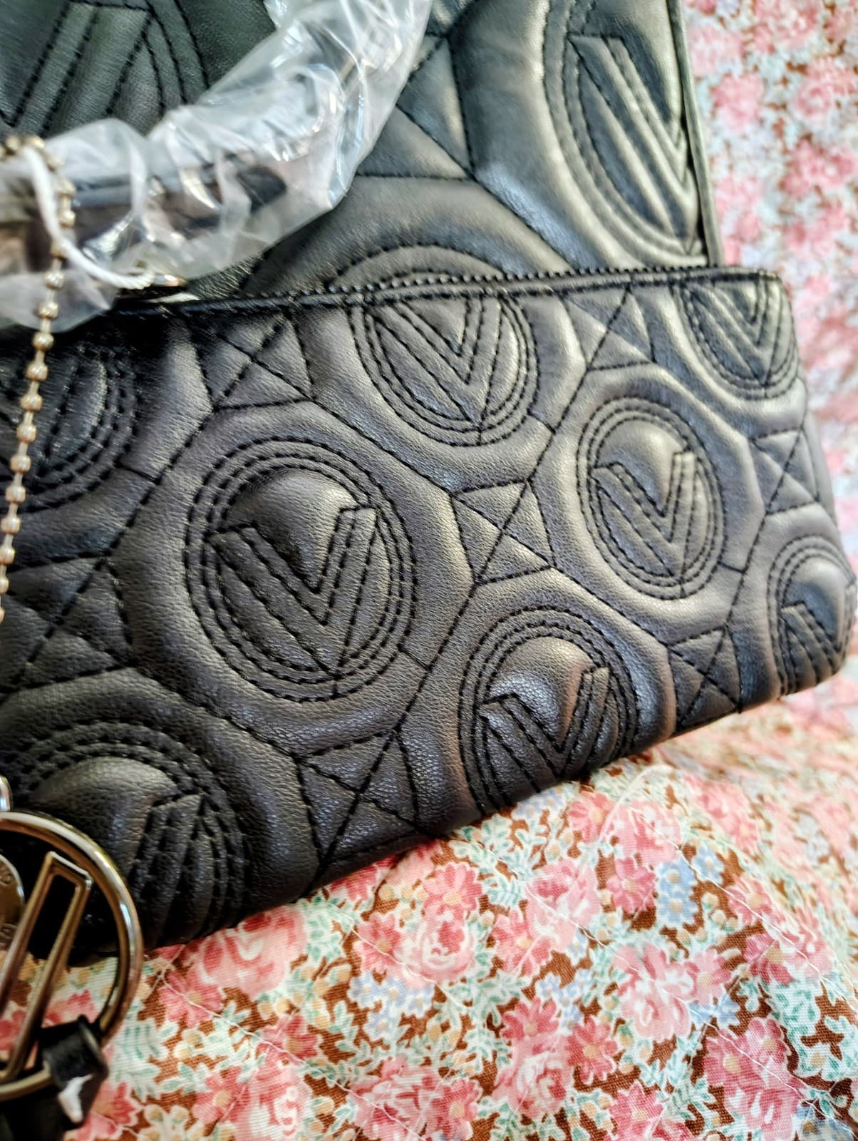 Valentino Orlandi Large Black Quilted Tote Bag & Mini Wristlet NWT V-4001G Vegan - Thumbnail 5