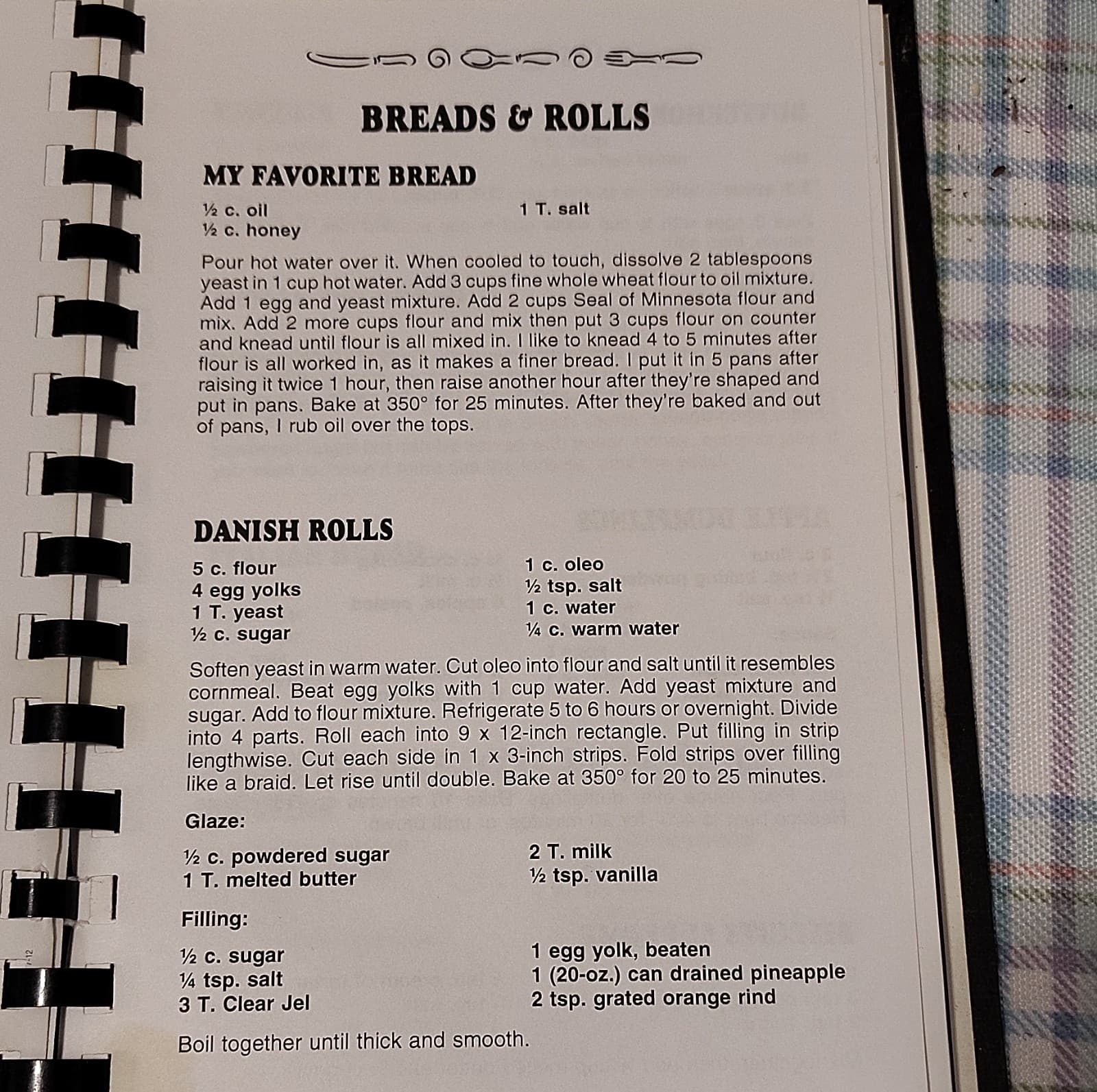 New AMISH Cookbook, Jeannie's Favorite Recipes by Jean Chupp, Spiral bound, 2019 - Thumbnail 4