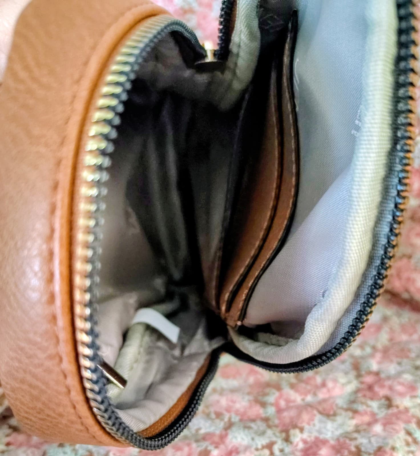 Jen & Co Vegan Approved Ellen Guitar Strap Sling Bag NWT - Thumbnail 5