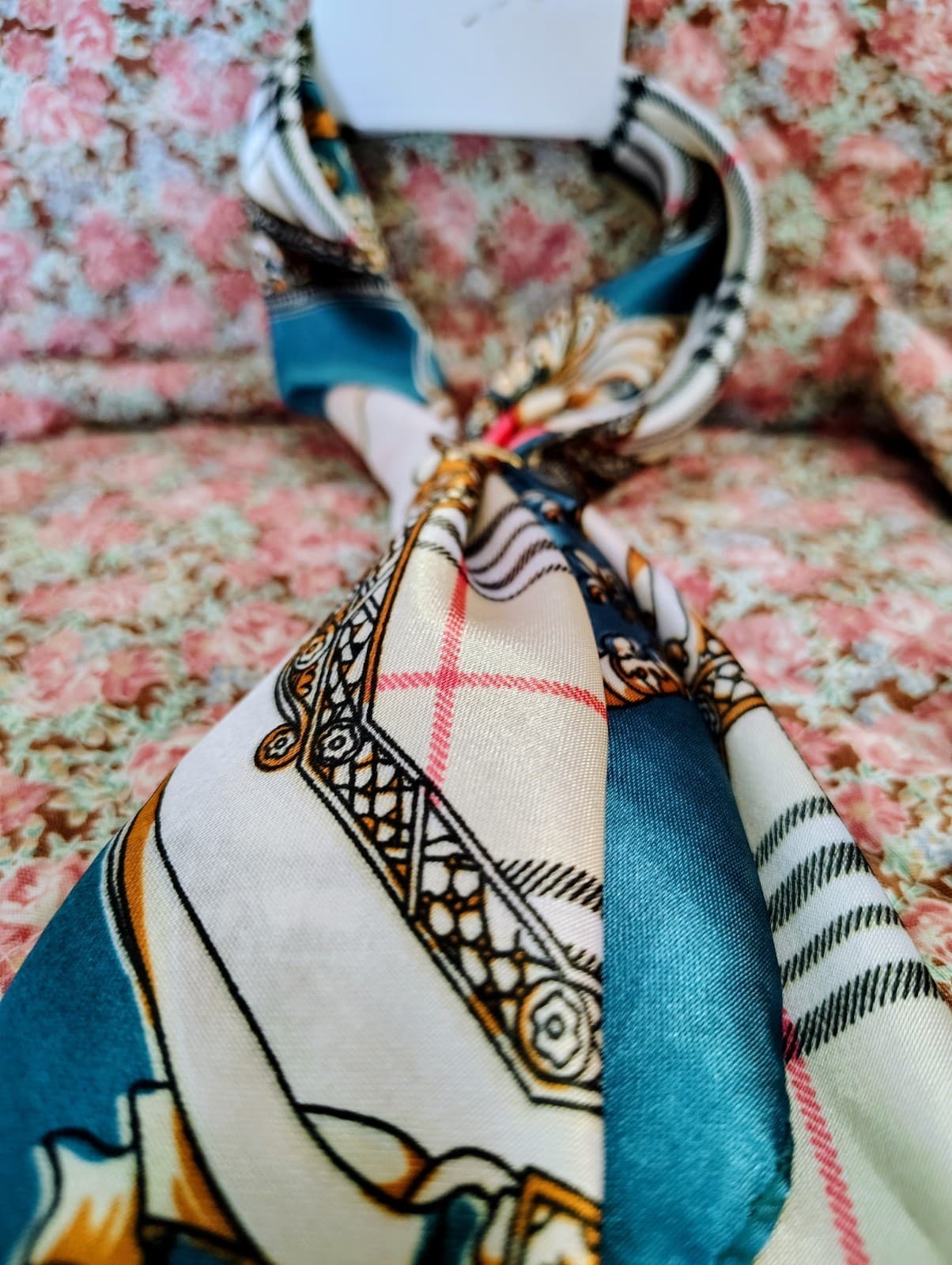 NWT Printed Silk Women's Dress Scarf - Thumbnail 3
