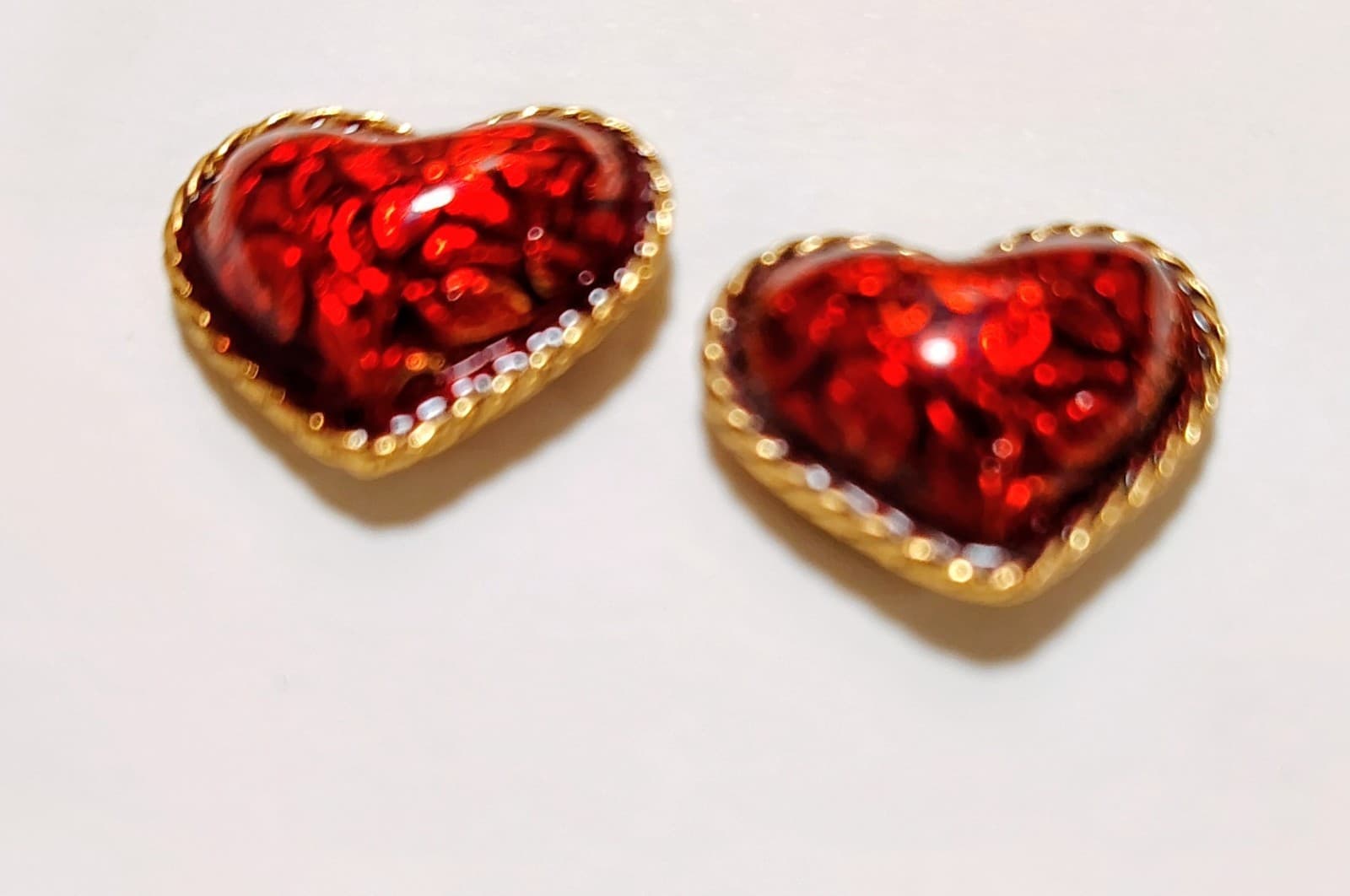 Vintage Avon Hearts Affire Earrings 1995 - Thumbnail 3