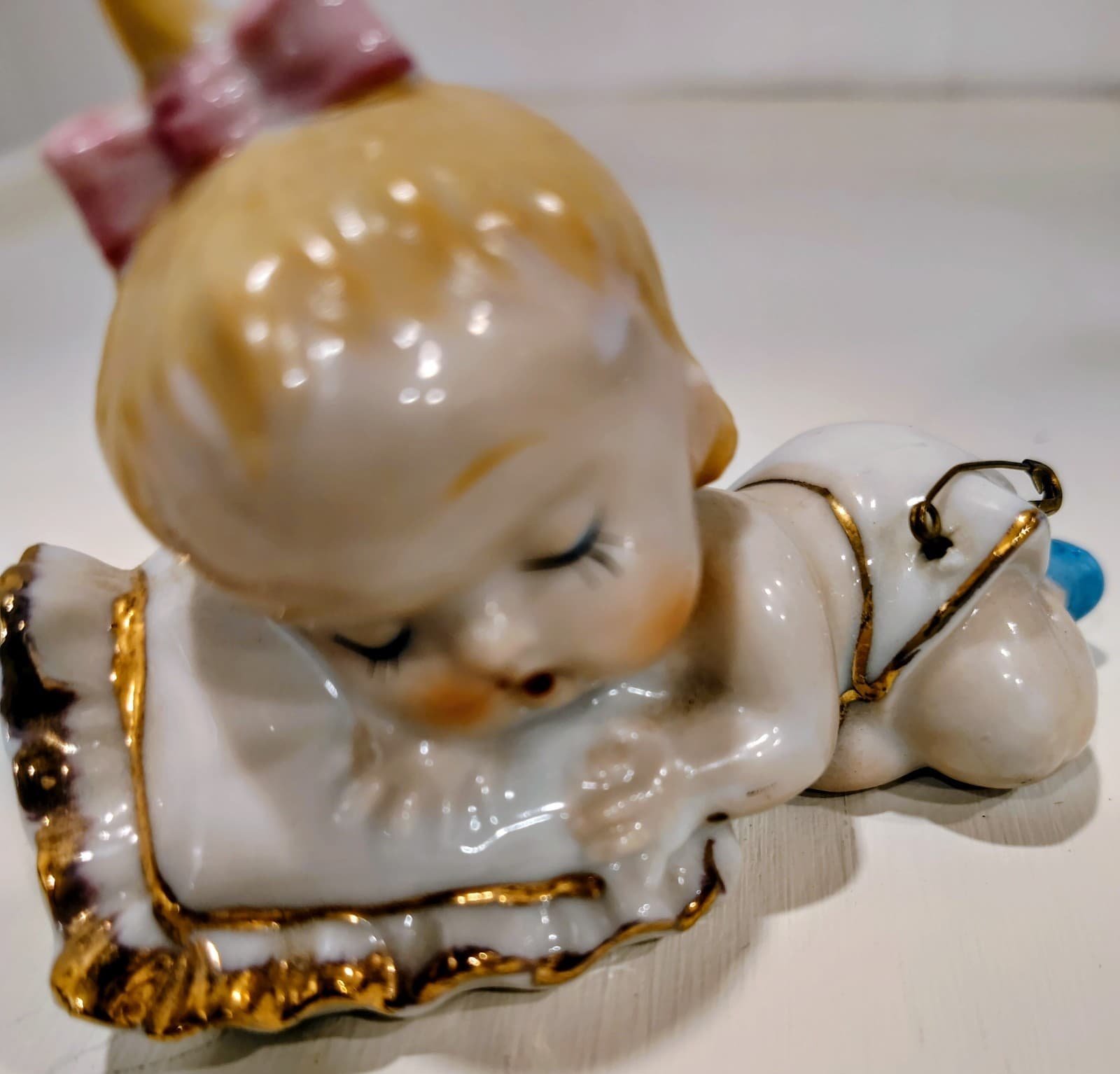Vintage Ceramic Sleeping Baby Figurine, Japan, Excellent Condition 1950s - Thumbnail 4