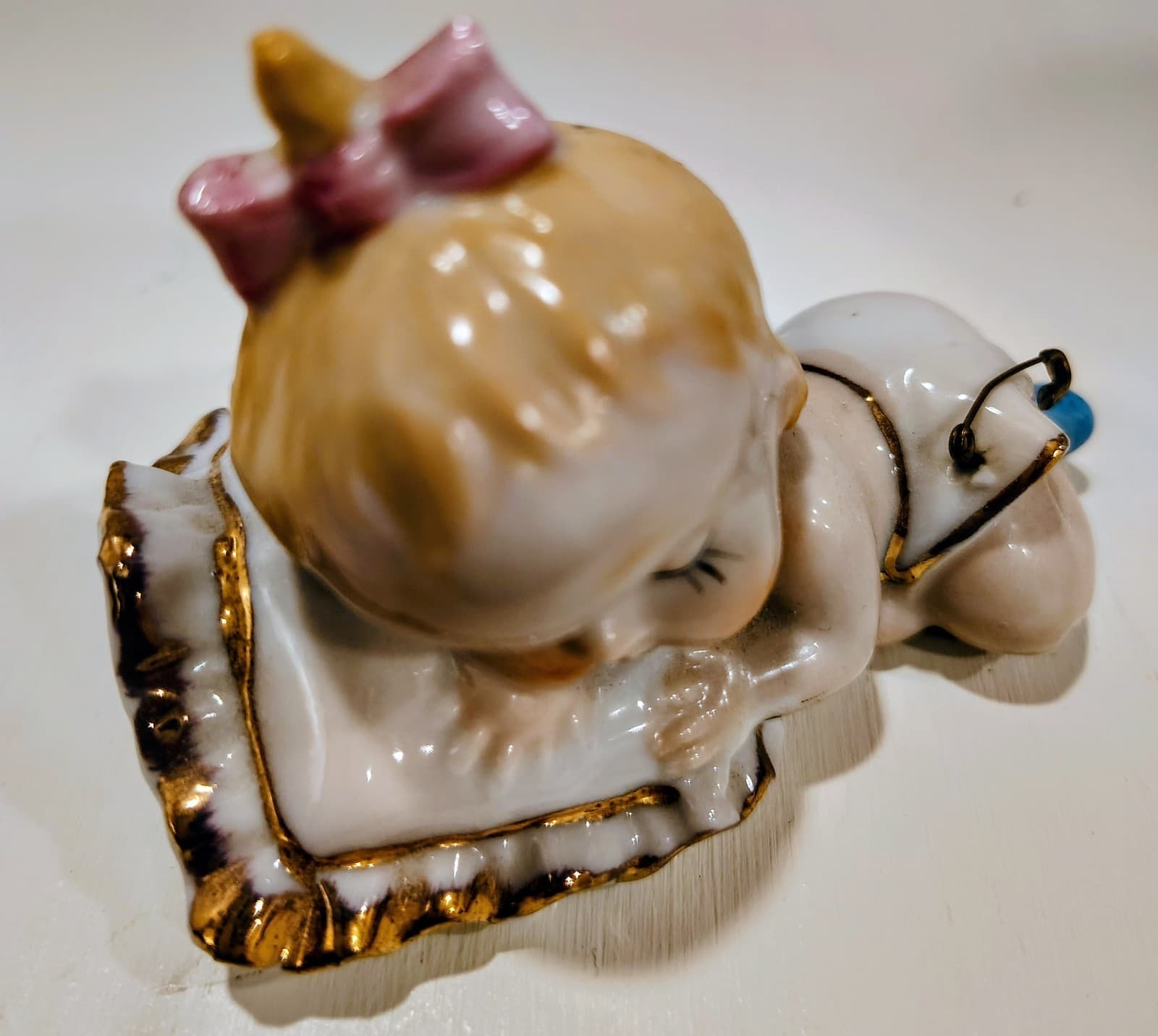 Vintage Ceramic Sleeping Baby Figurine, Japan, Excellent Condition 1950s - Thumbnail 3