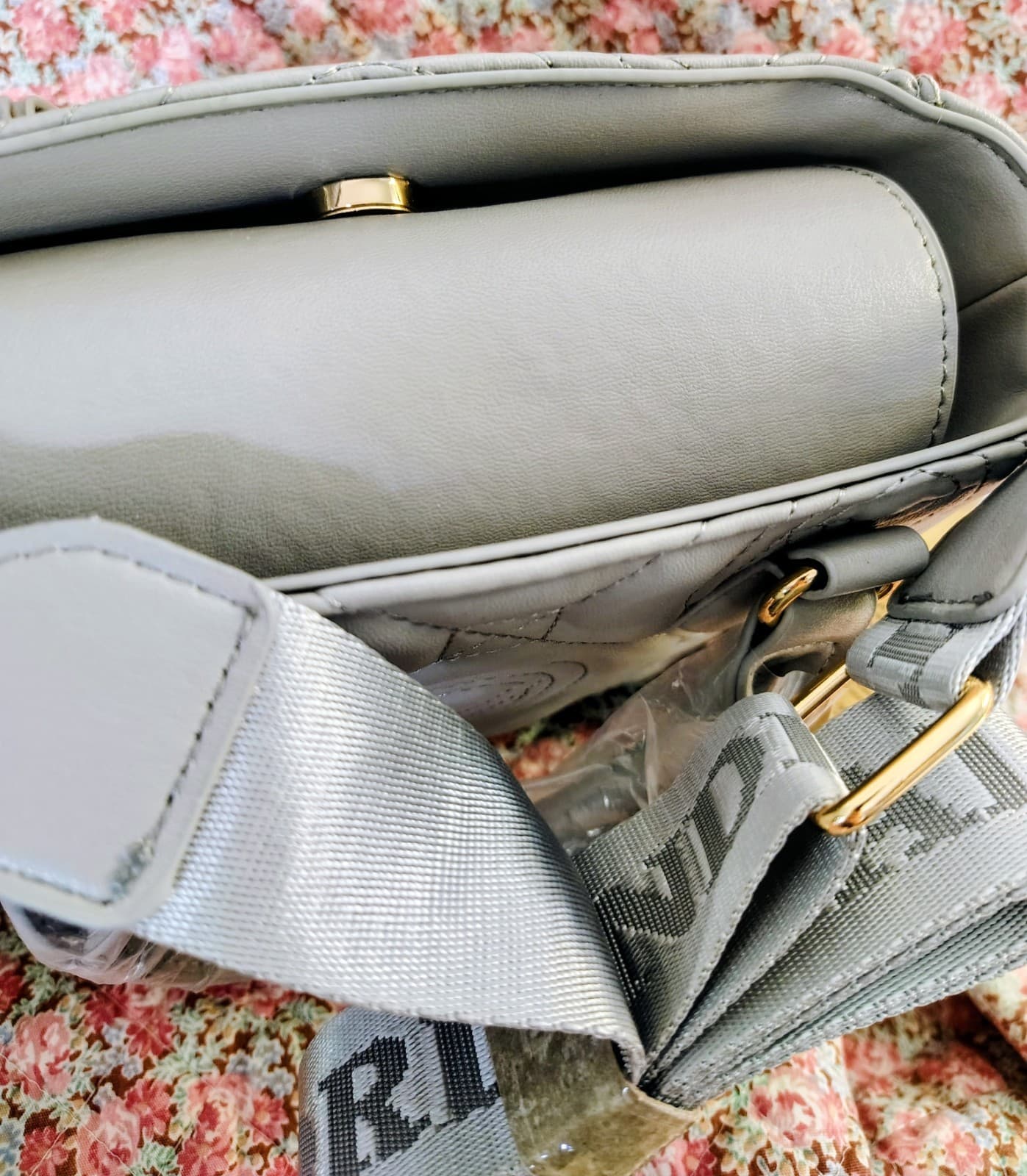 NWT Valentino Orlandi handbag Gray Quilted vegan Leather Handle Crossbody $259 - Thumbnail 8